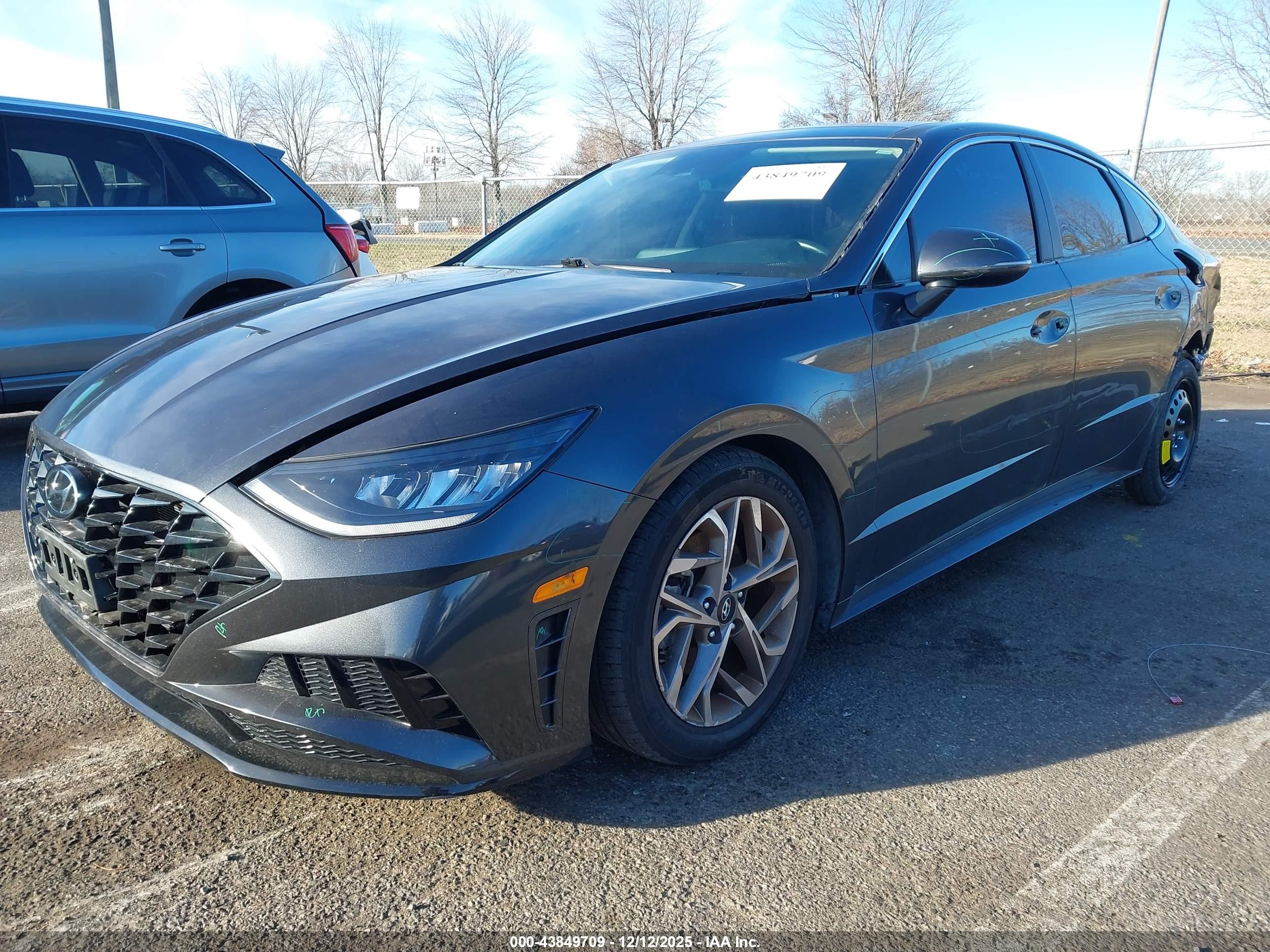 HYUNDAI SONATA image 2