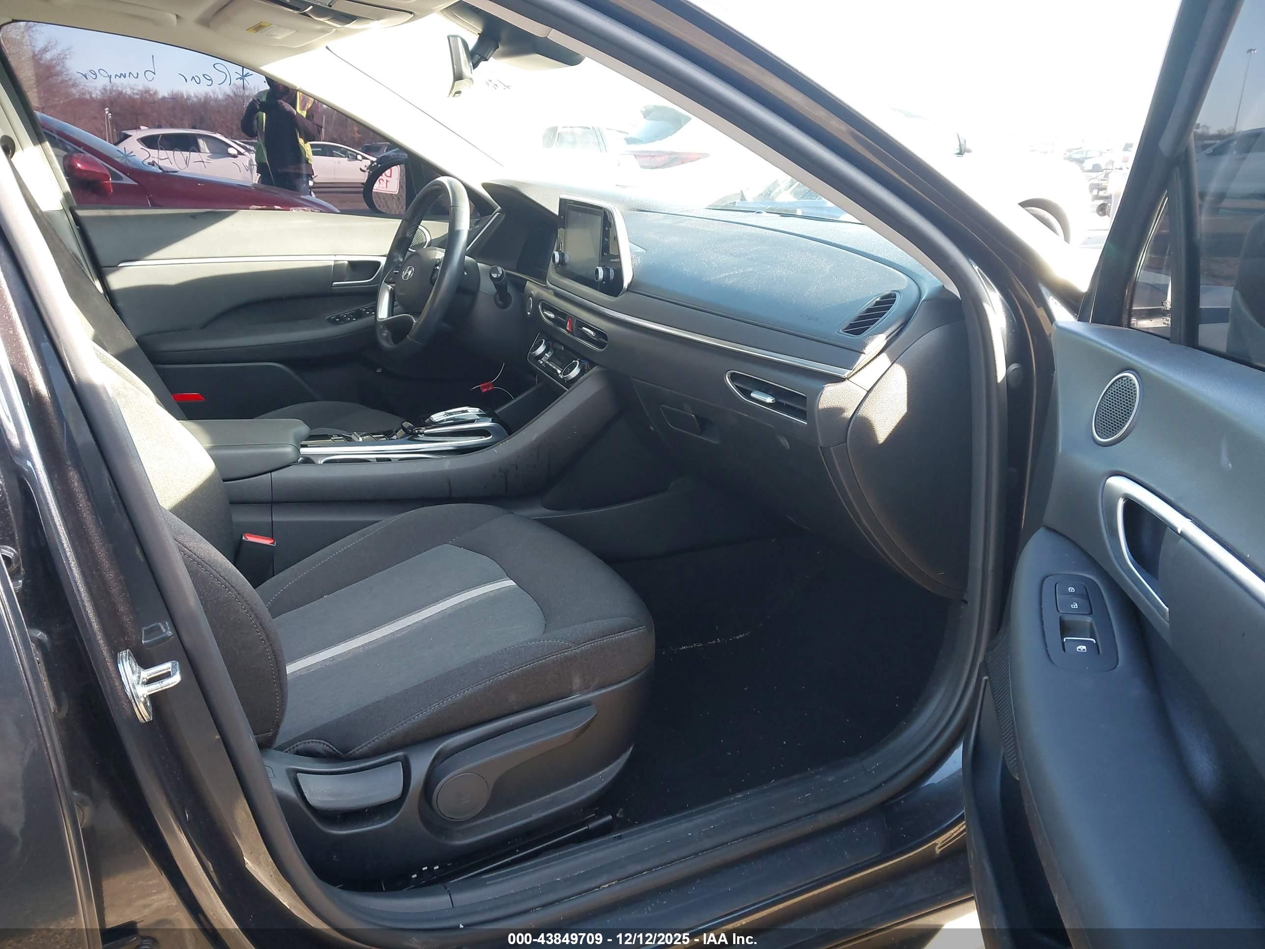 HYUNDAI SONATA image 5