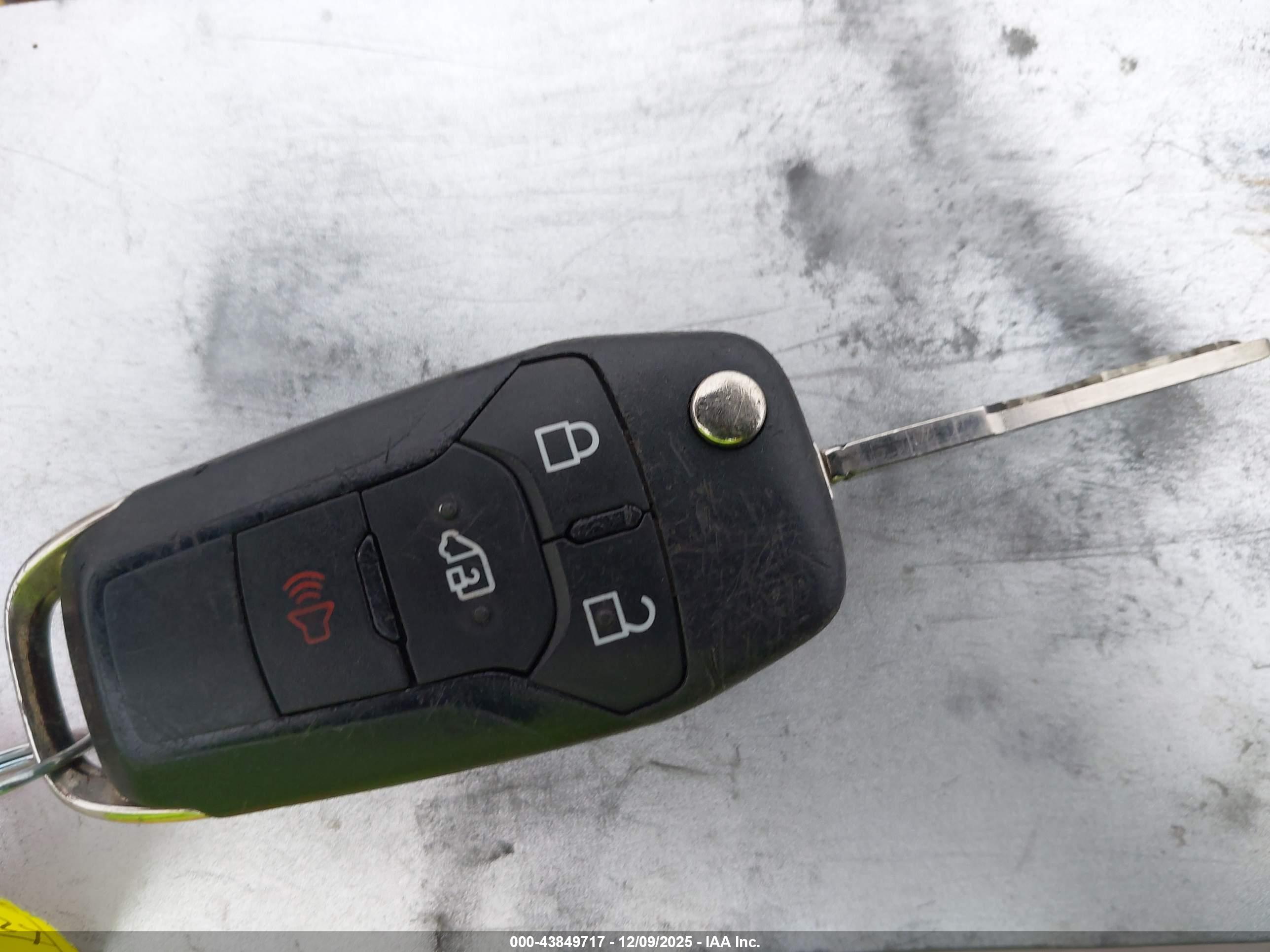 FORD TRANSIT image 11
