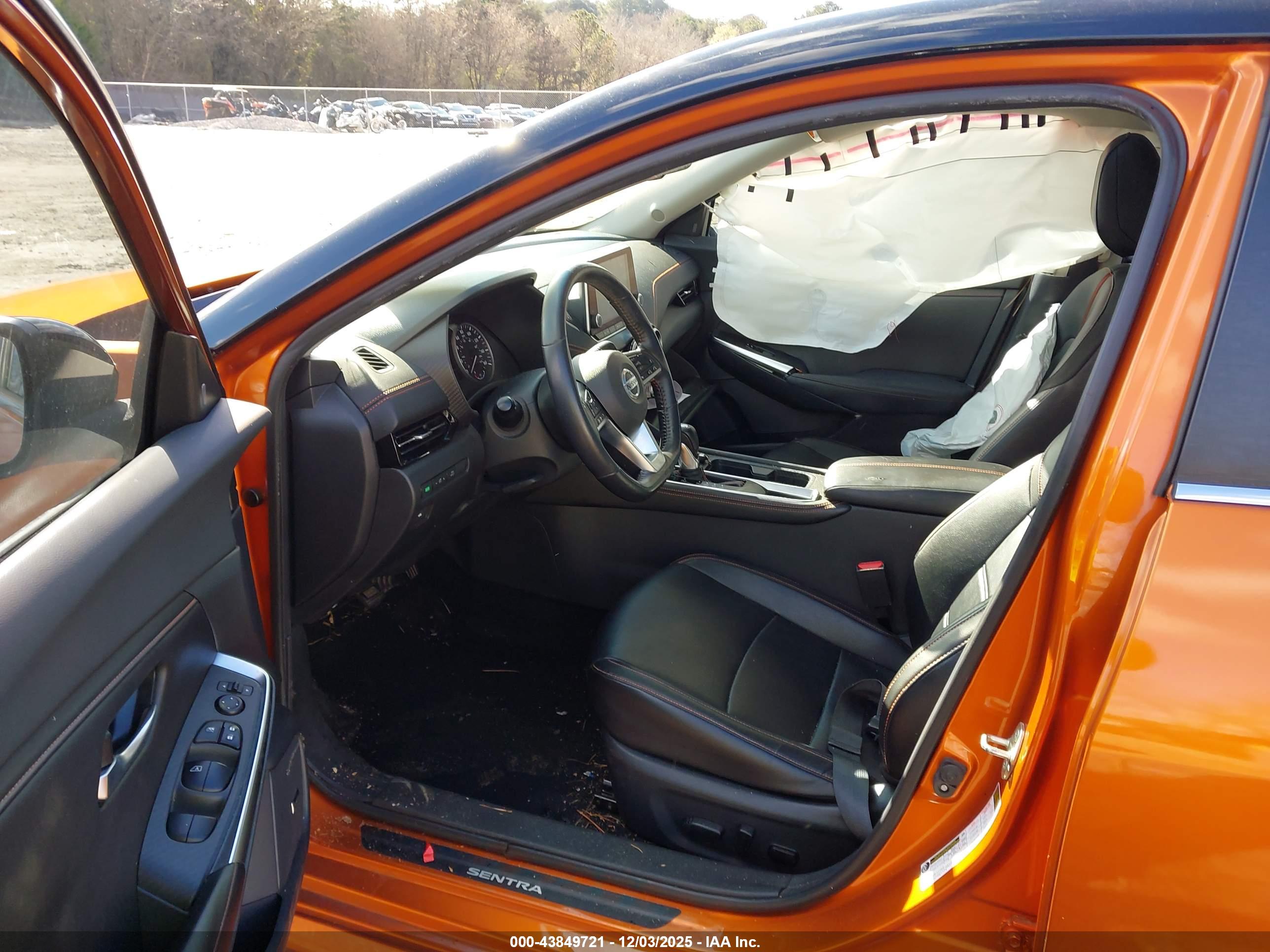 NISSAN SENTRA image 5