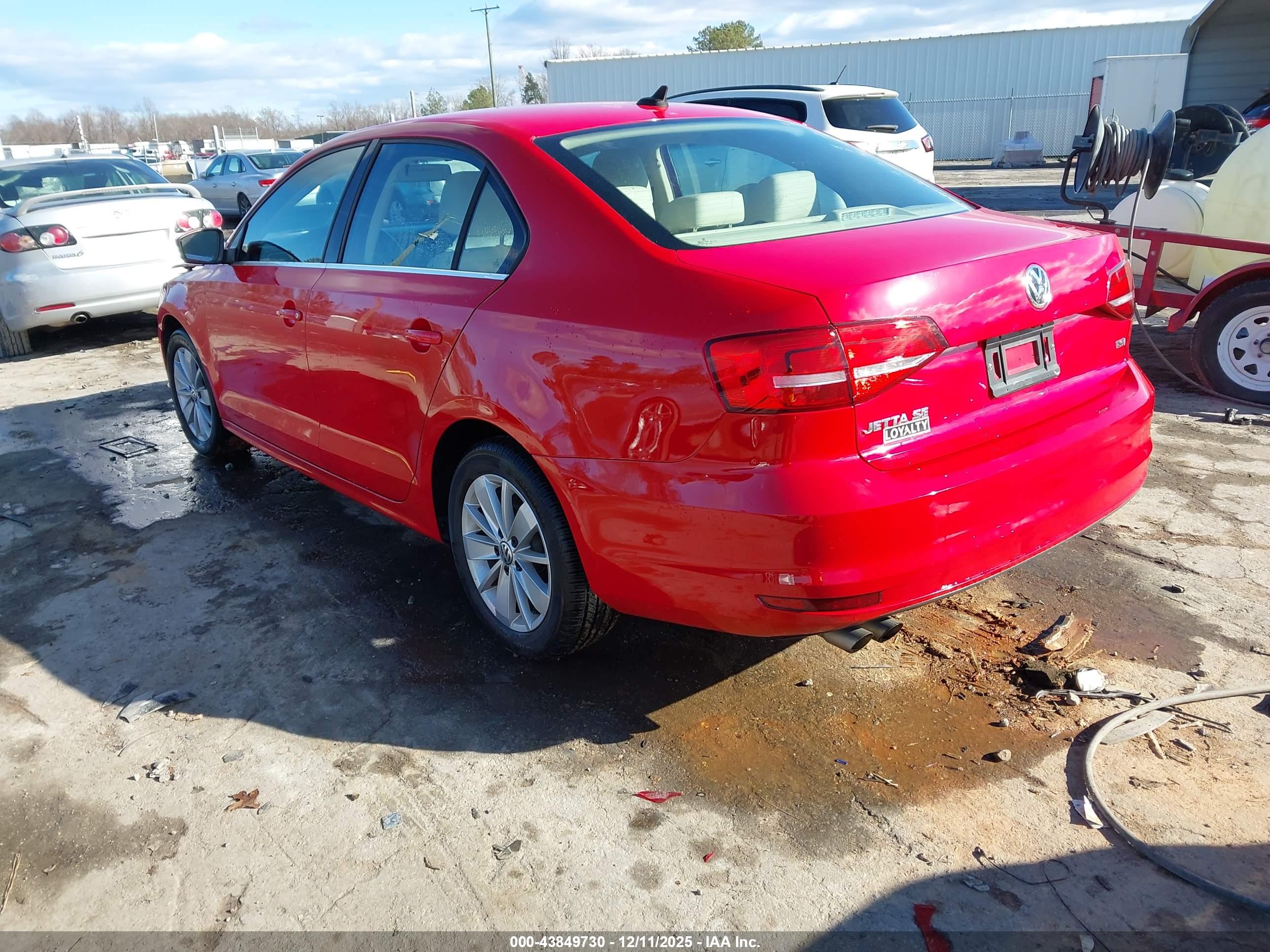 VOLKSWAGEN JETTA image 3