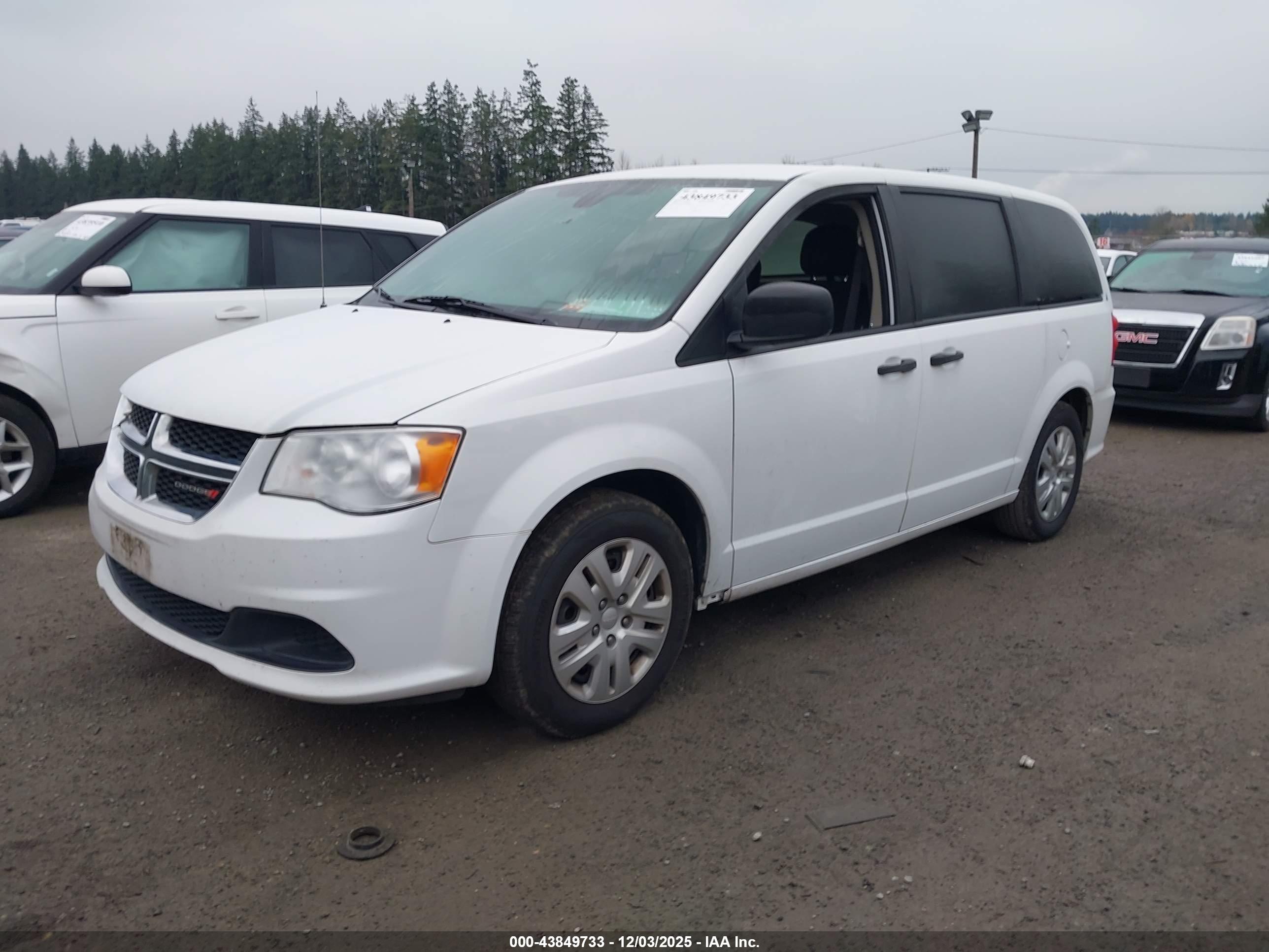 DODGE GRAND image 2