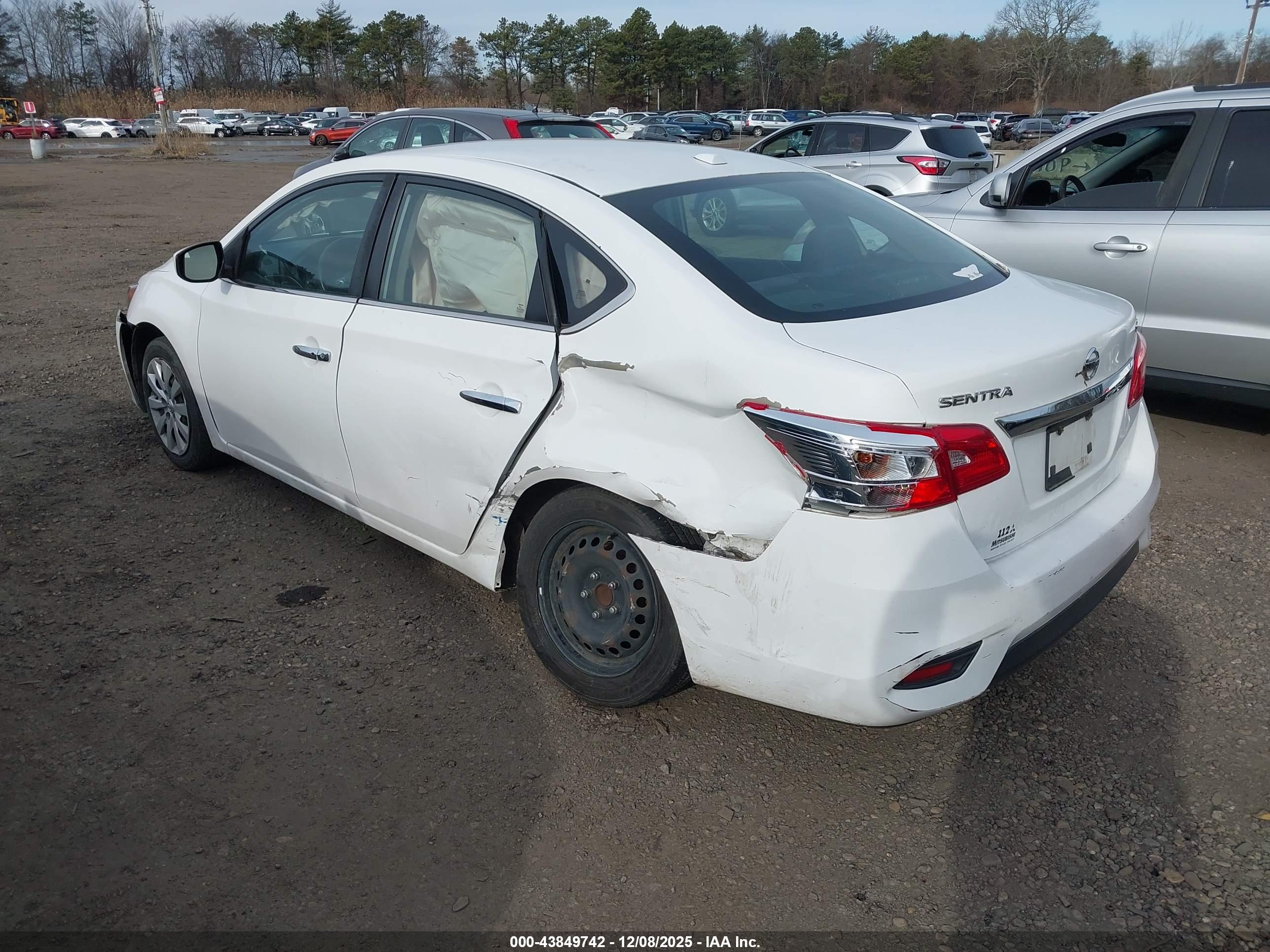 NISSAN SENTRA image 6