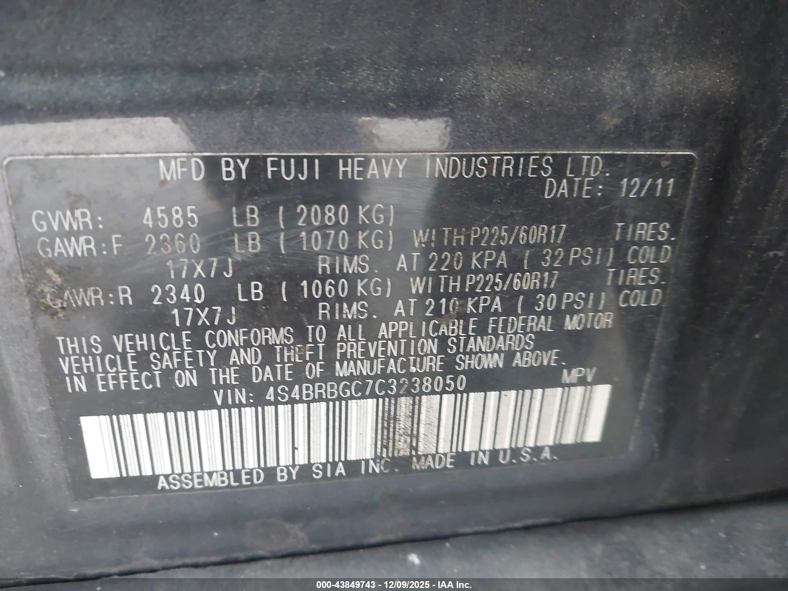 SUBARU OUTBACK image 9