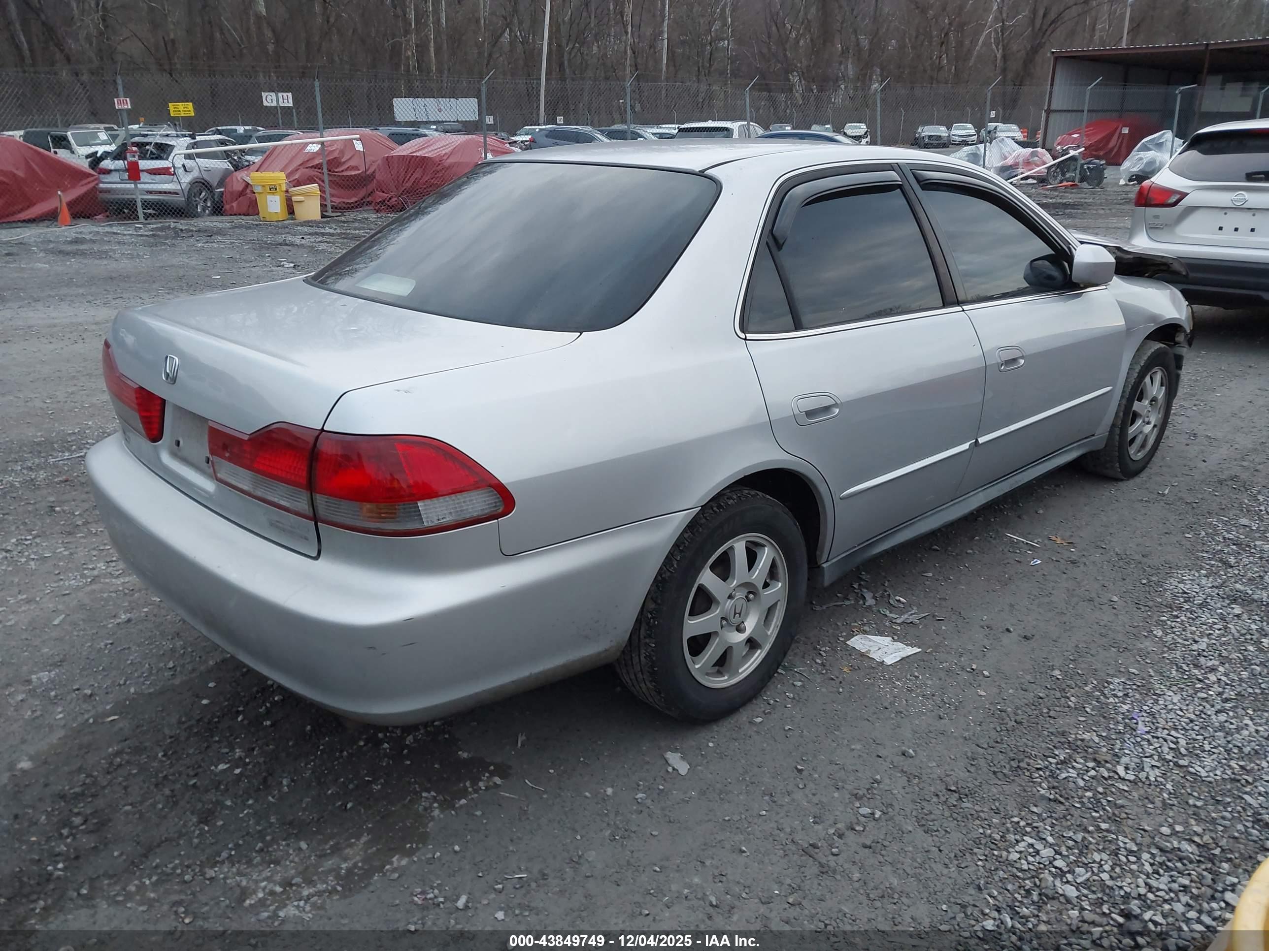 HONDA ACCORD image 4
