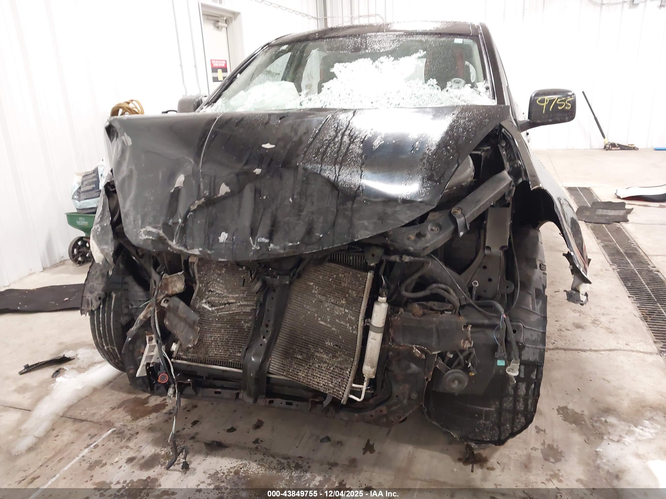 NISSAN ROGUE image 6