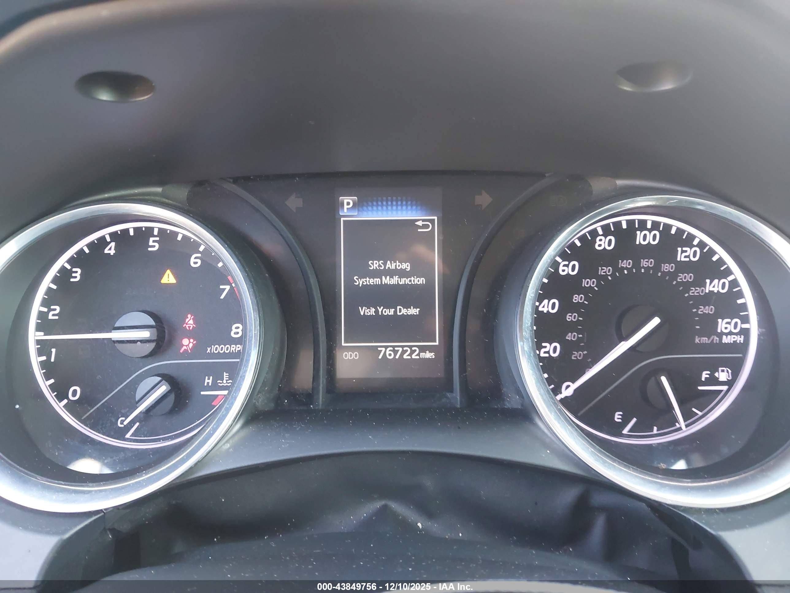 TOYOTA CAMRY image 7