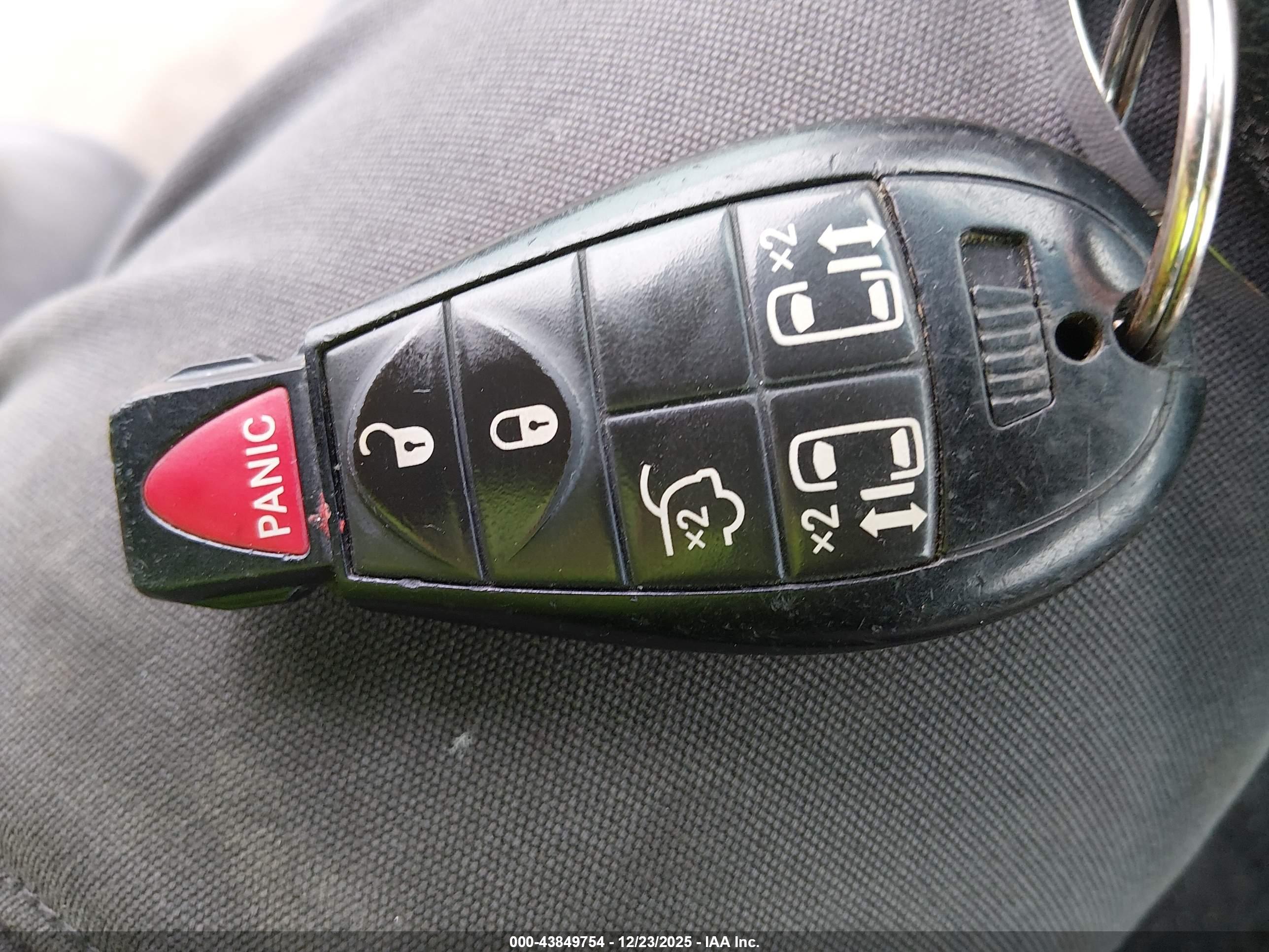 DODGE GRAND image 11