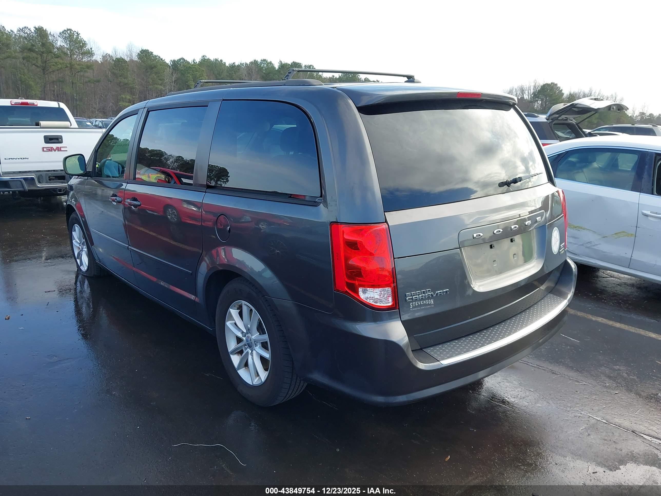 DODGE GRAND image 3