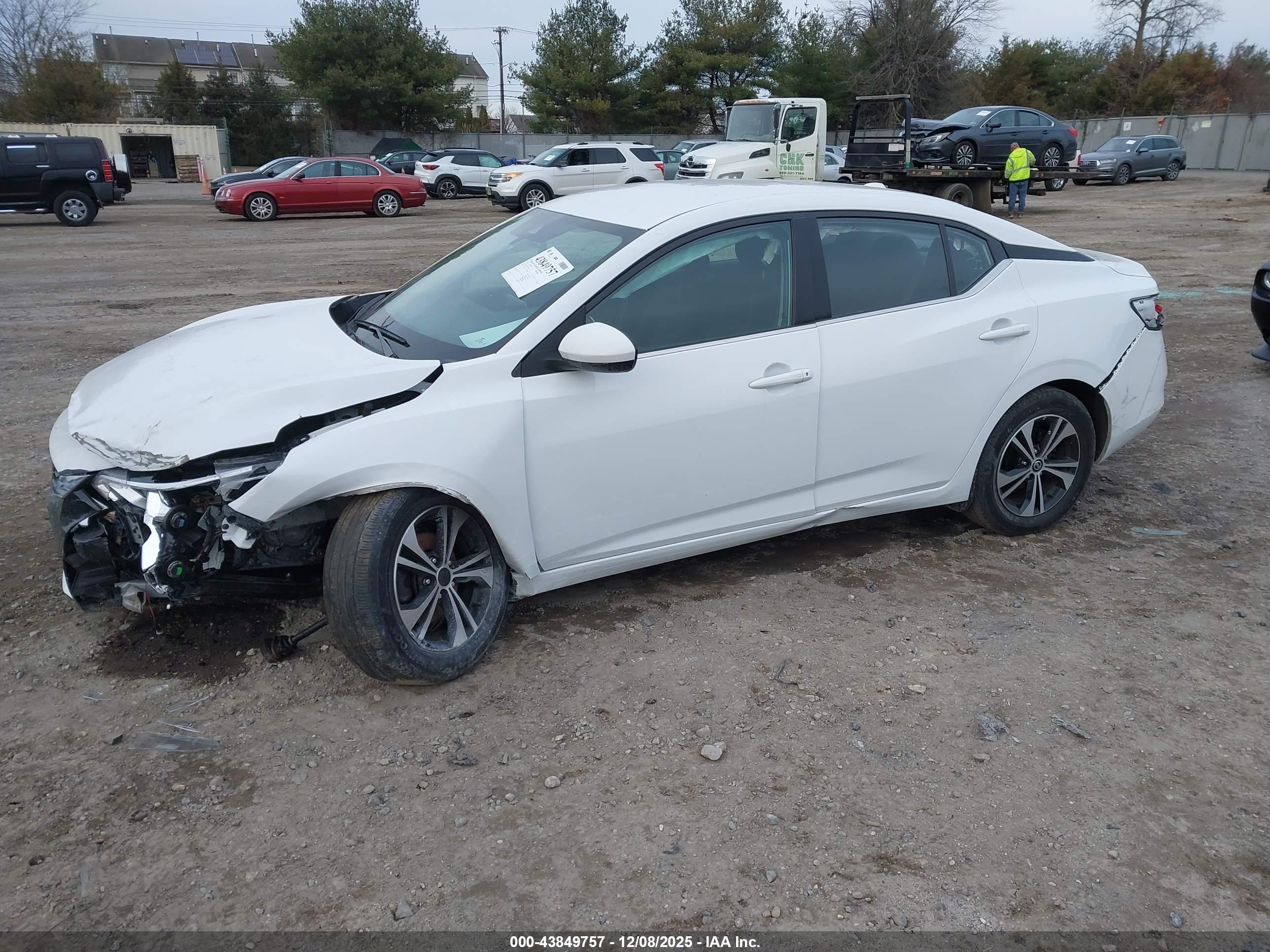 NISSAN SENTRA image 2