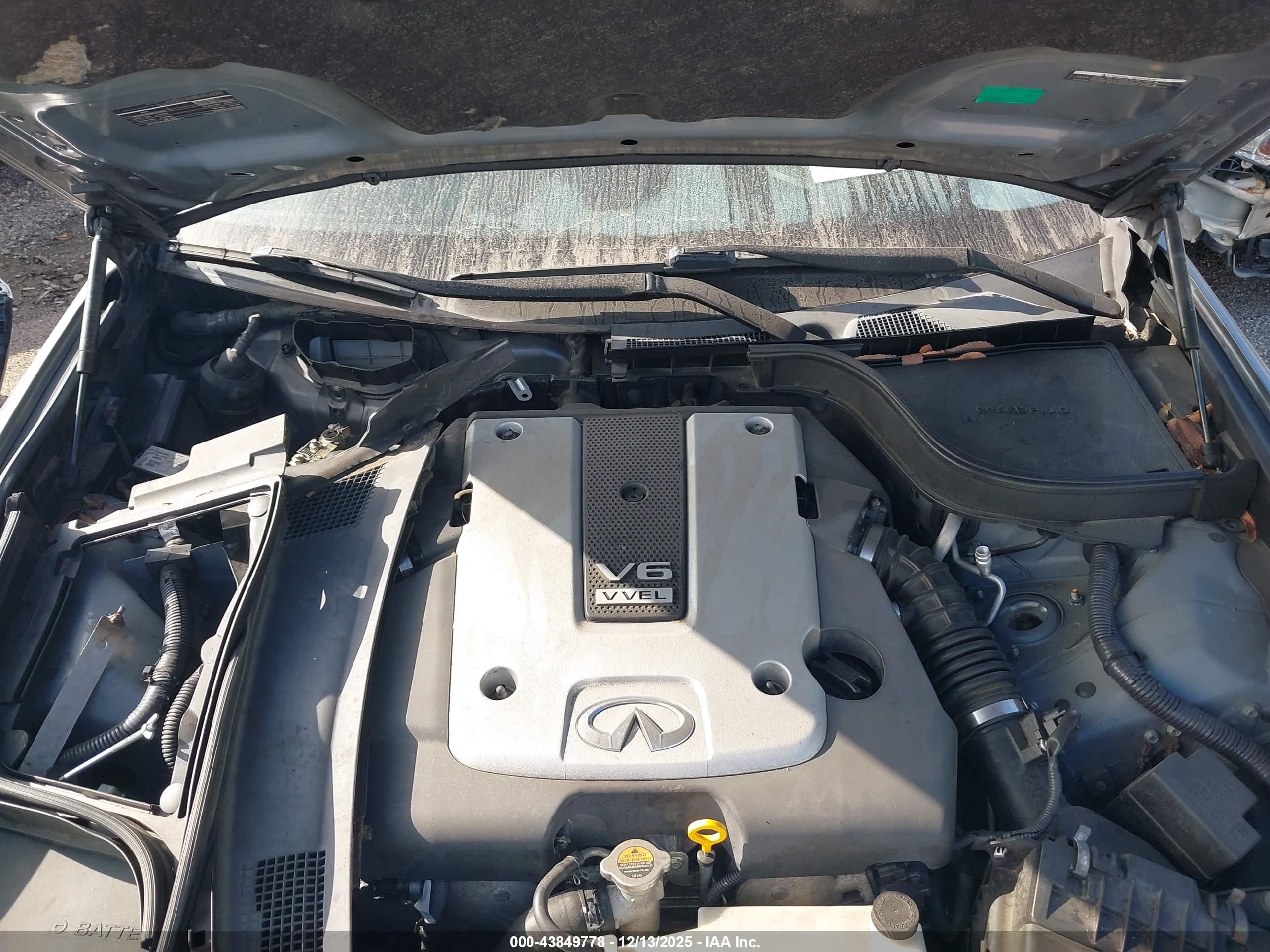 INFINITI G37X image 10