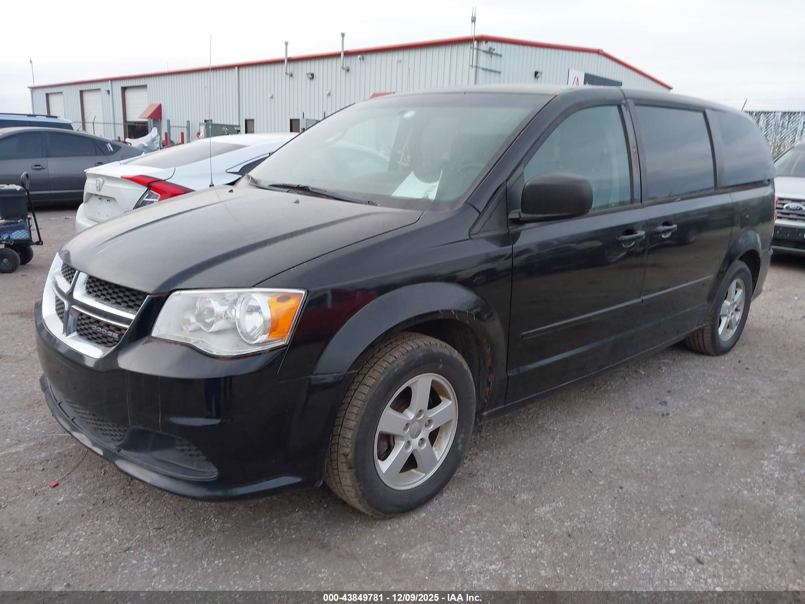 DODGE GRAND image 2