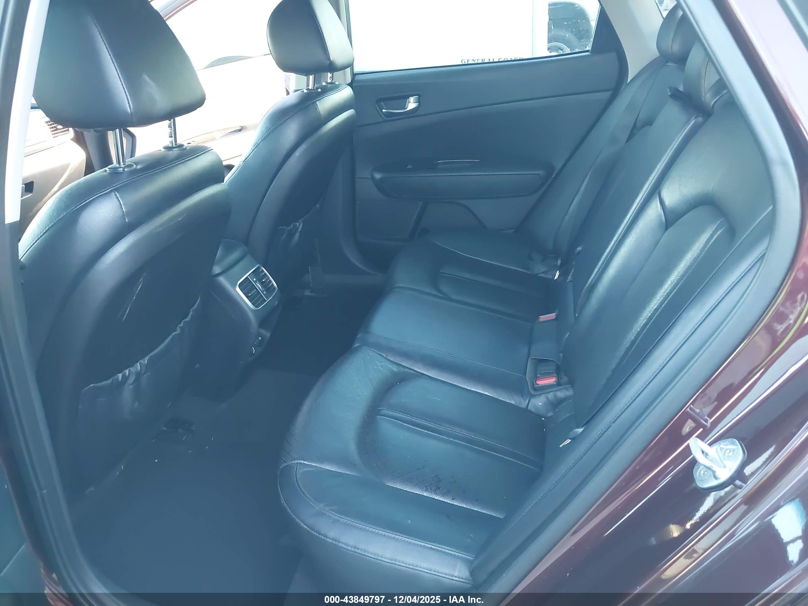 KIA OPTIMA image 8