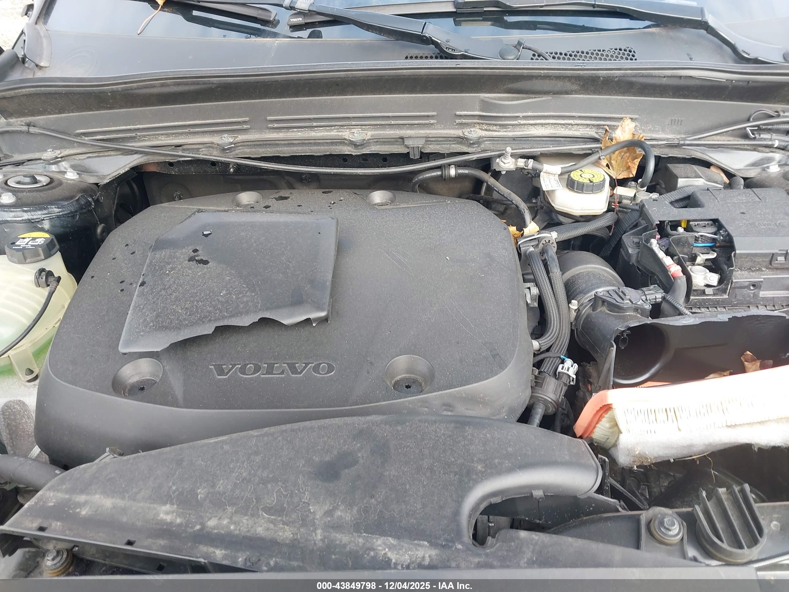 VOLVO XC40 image 10
