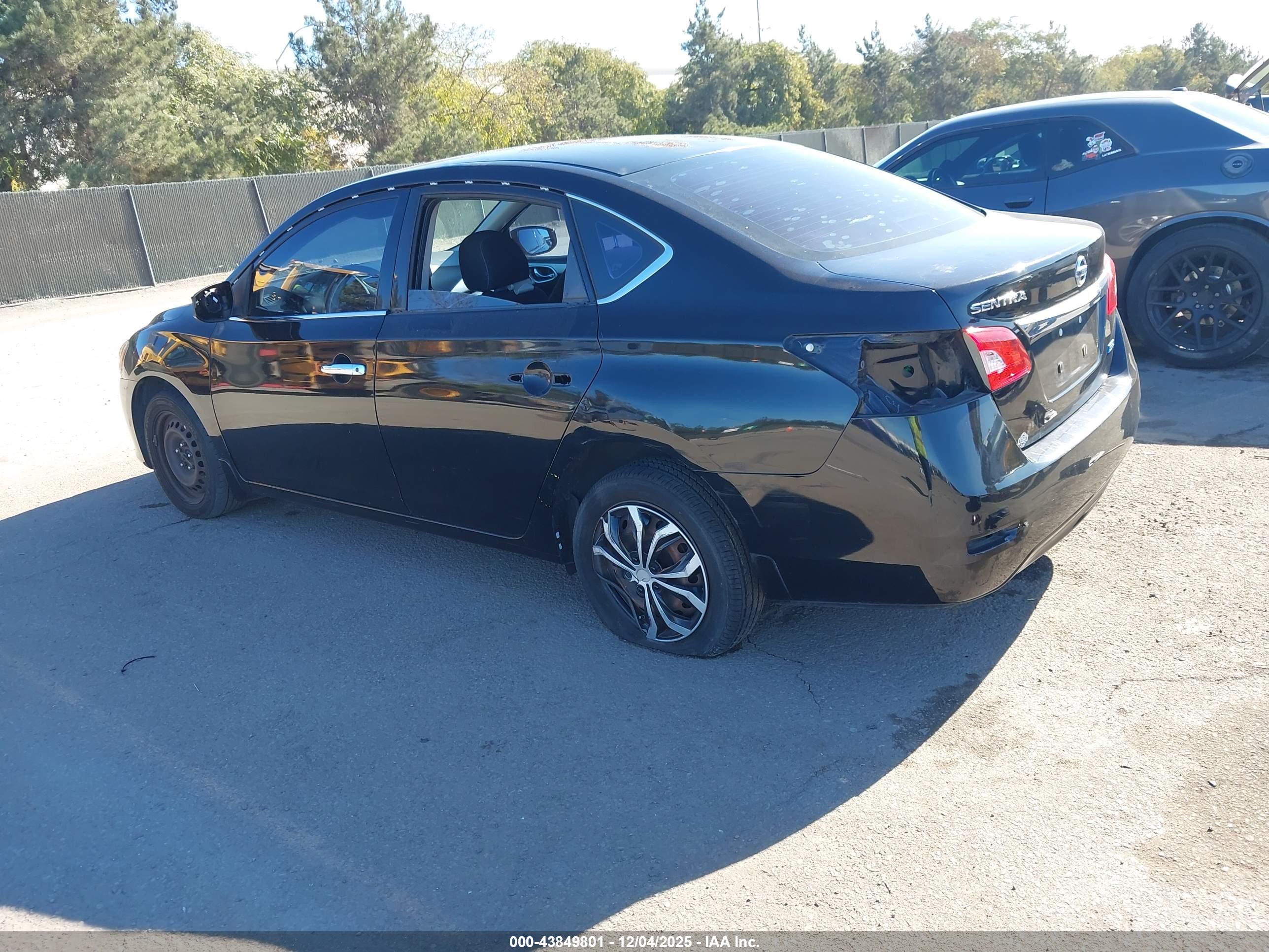 NISSAN SENTRA image 6