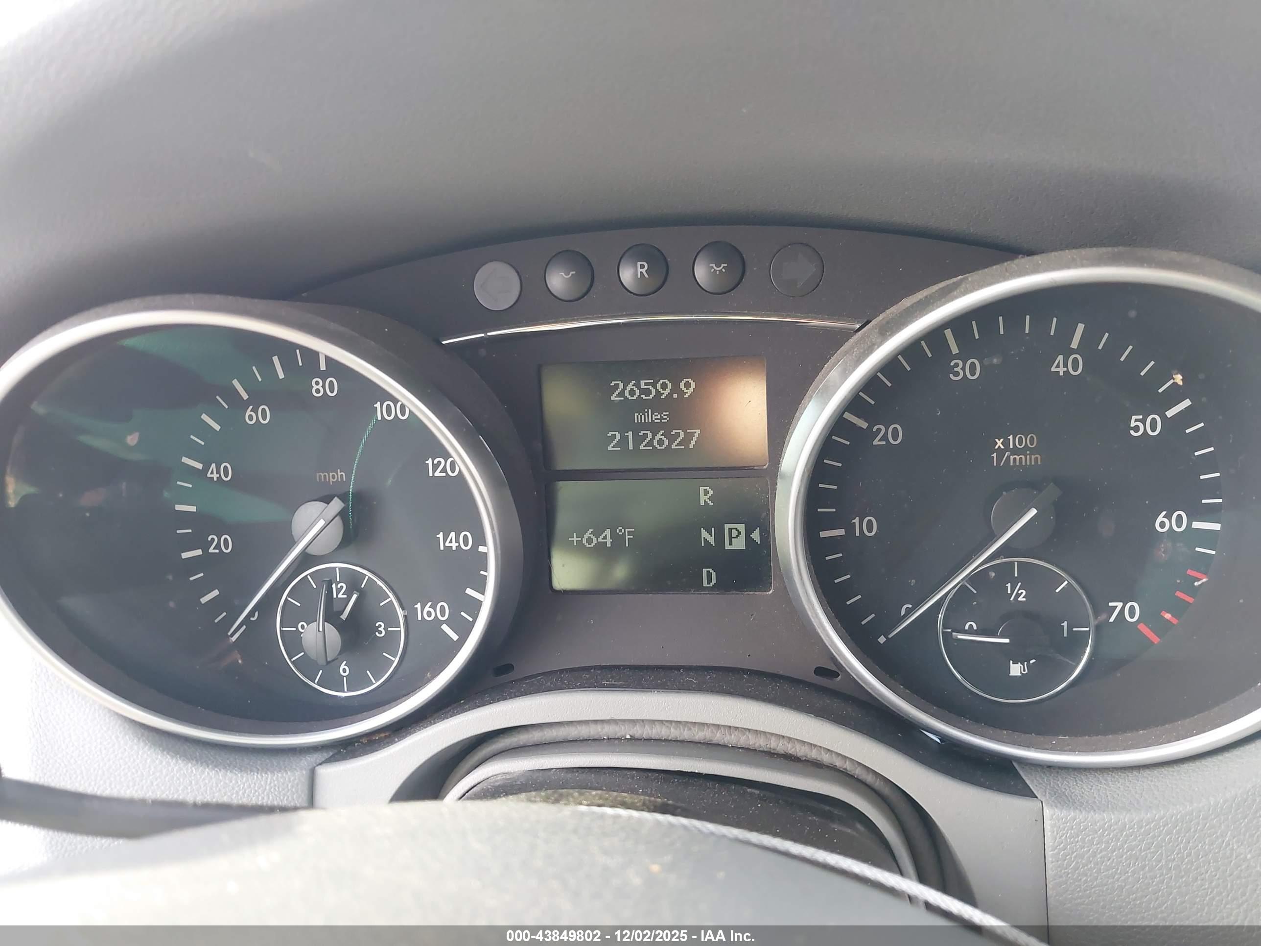 MERCEDES-BENZ ML image 7