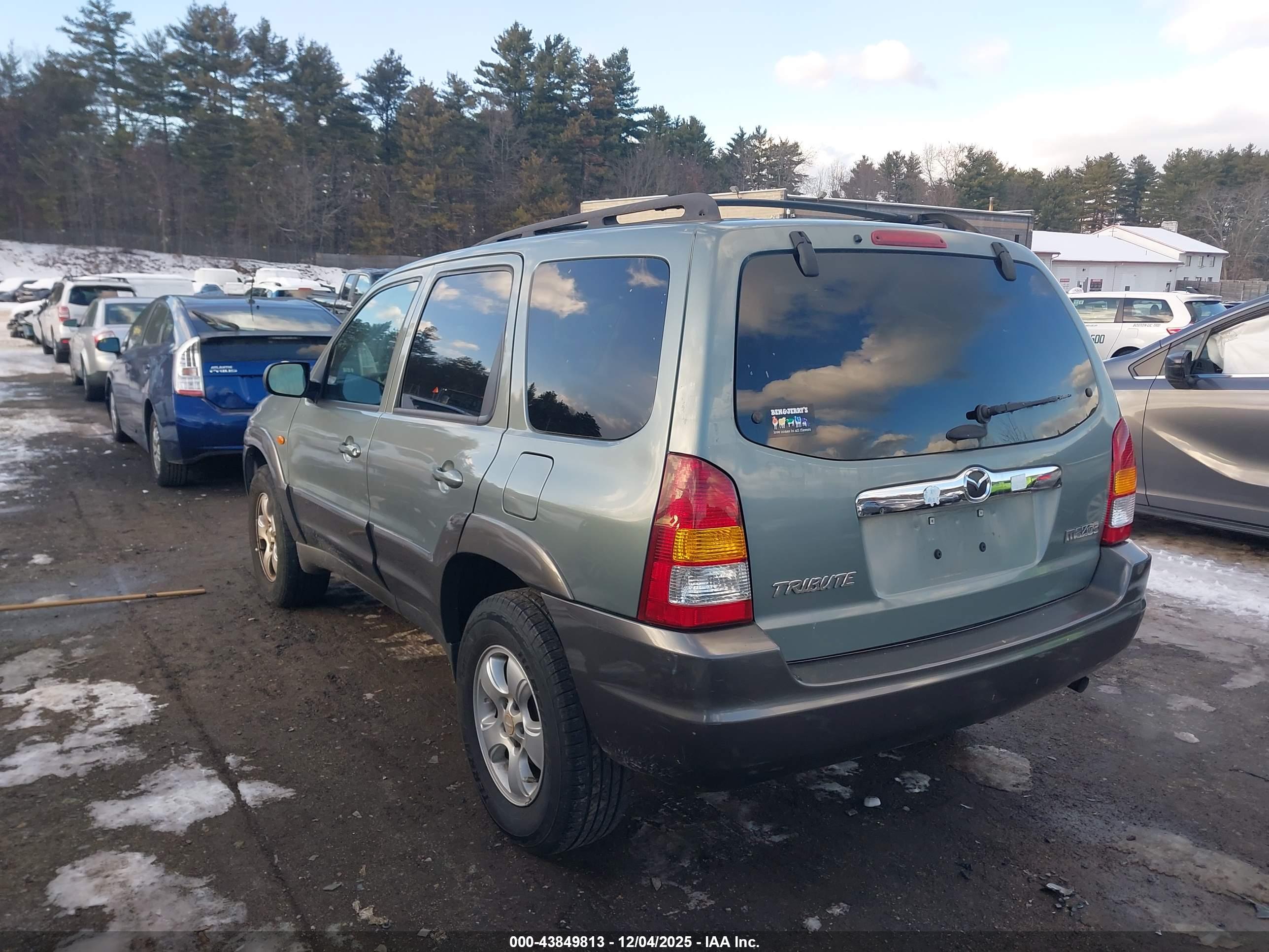 MAZDA TRIBUTE image 3