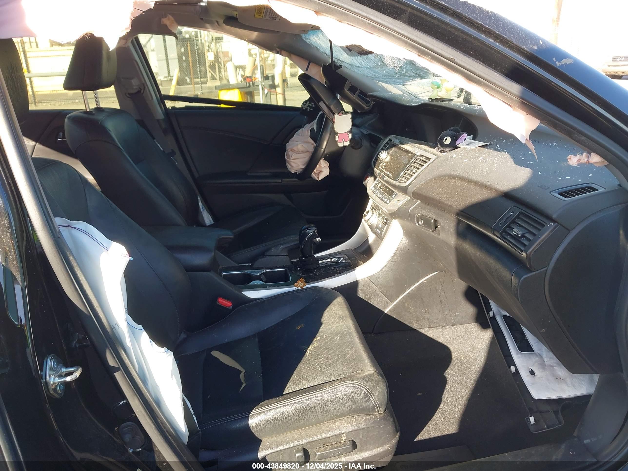 HONDA ACCORD image 5