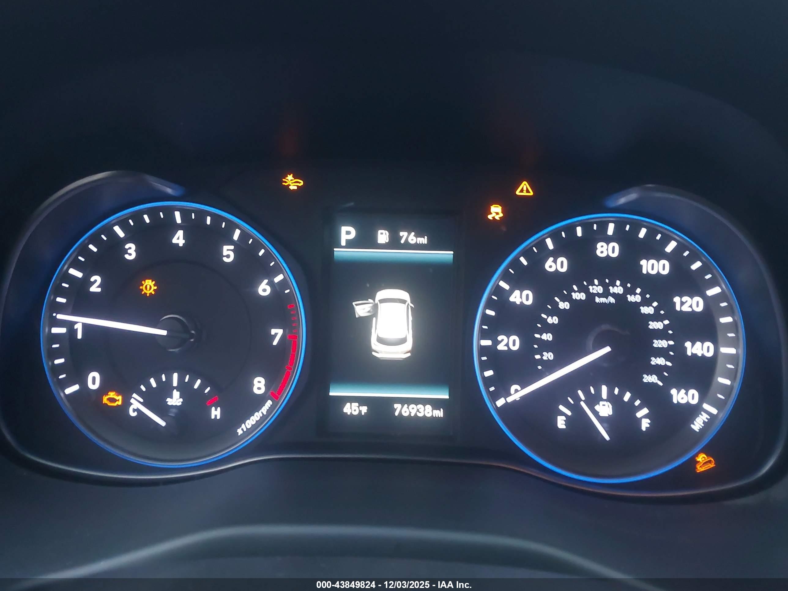 HYUNDAI KONA image 7
