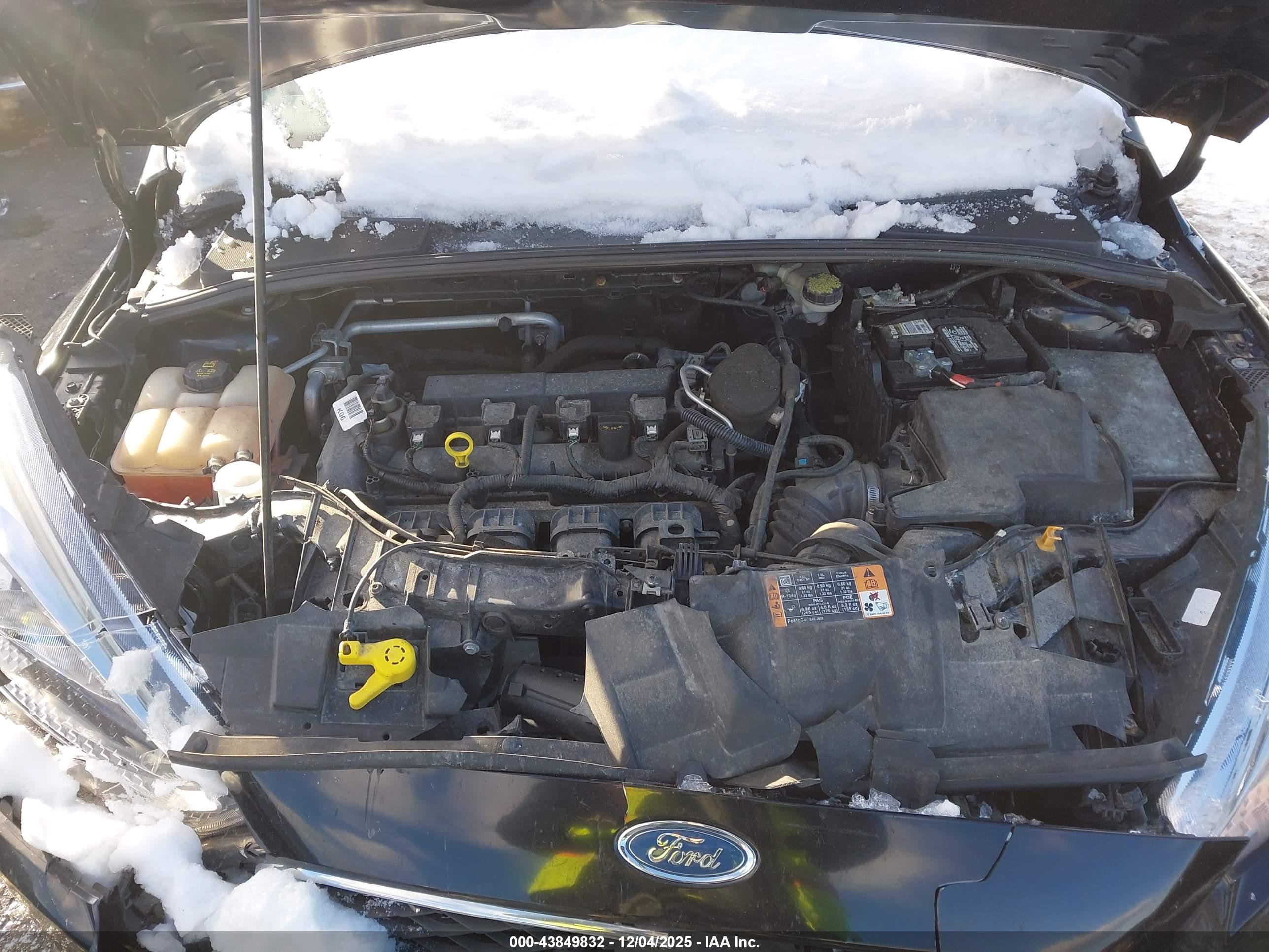 FORD FOCUS image 10
