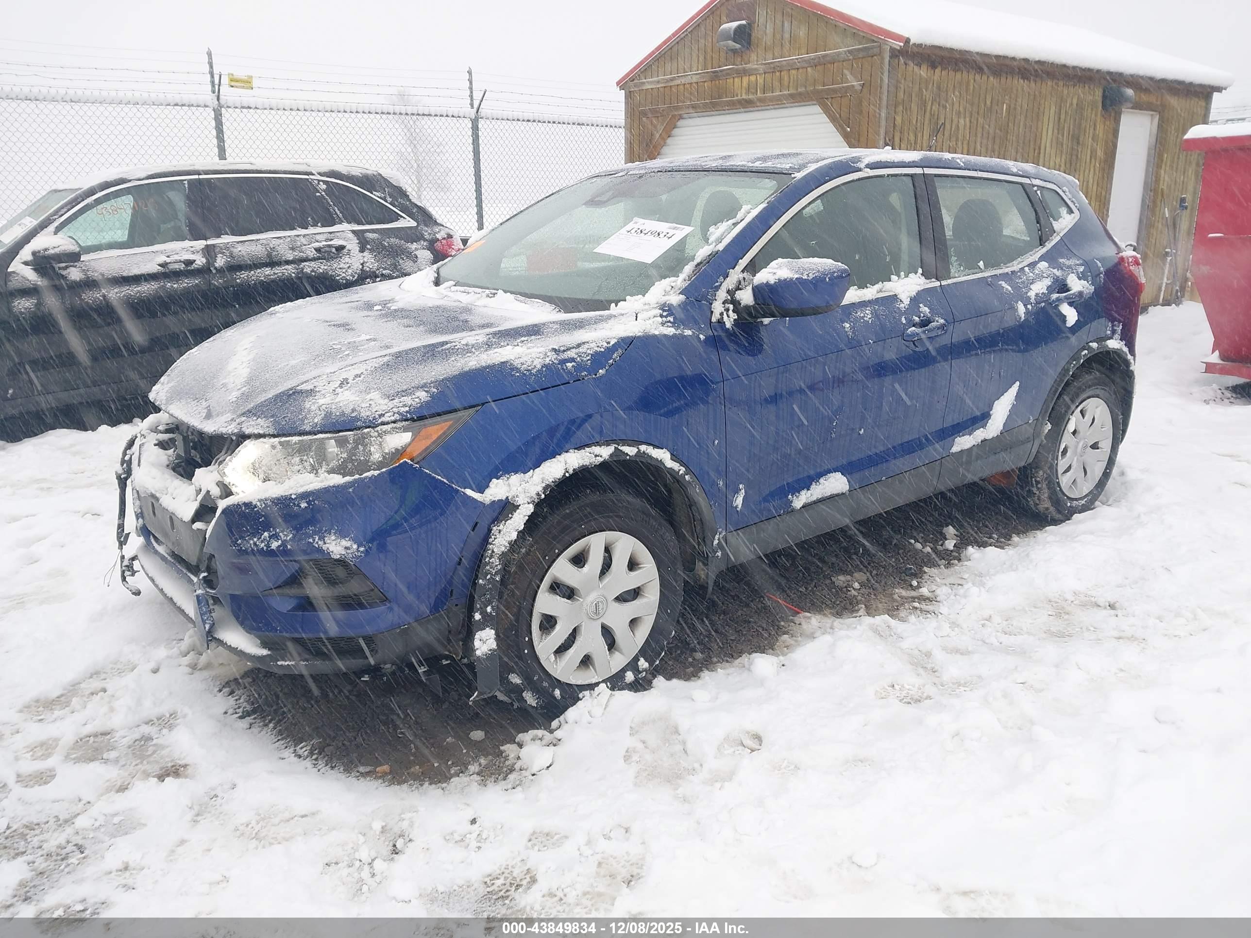 NISSAN ROGUE image 2