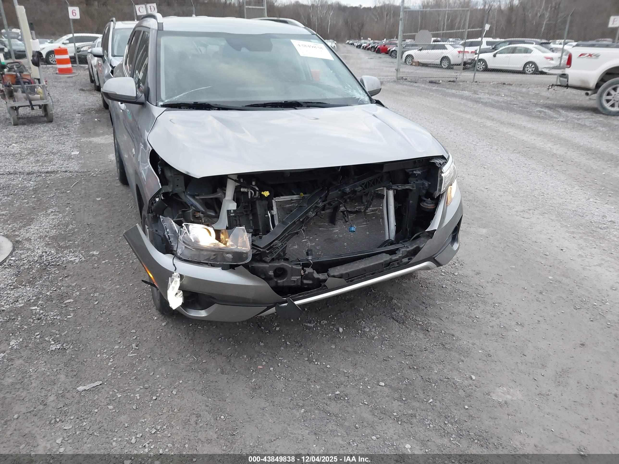 KIA SELTOS image 6