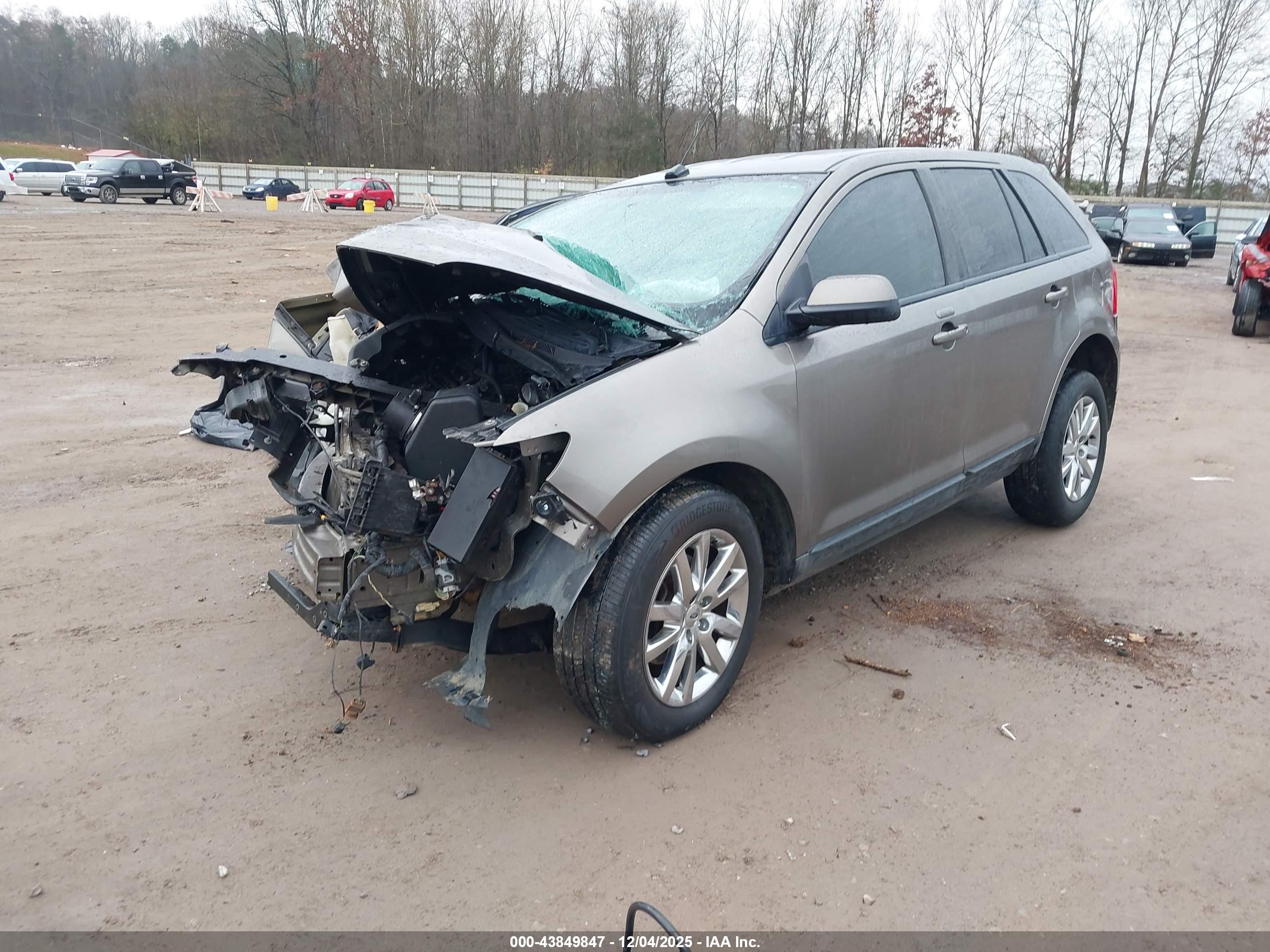 FORD EDGE image 2