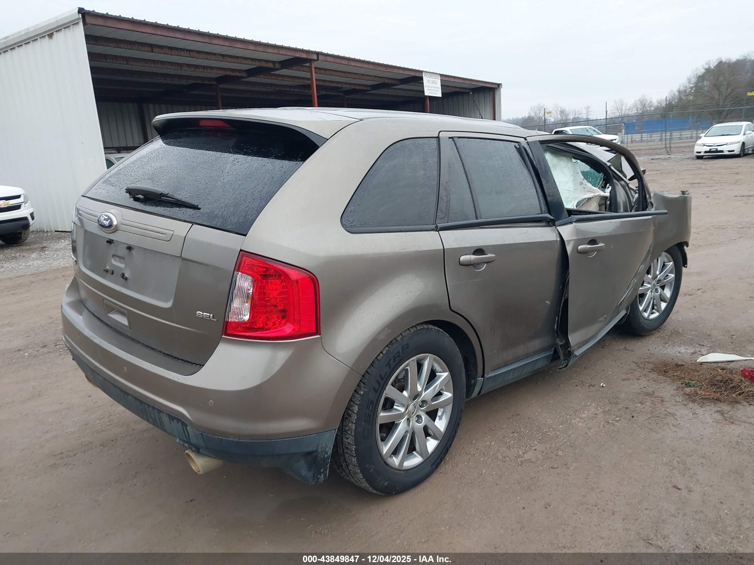 FORD EDGE image 4