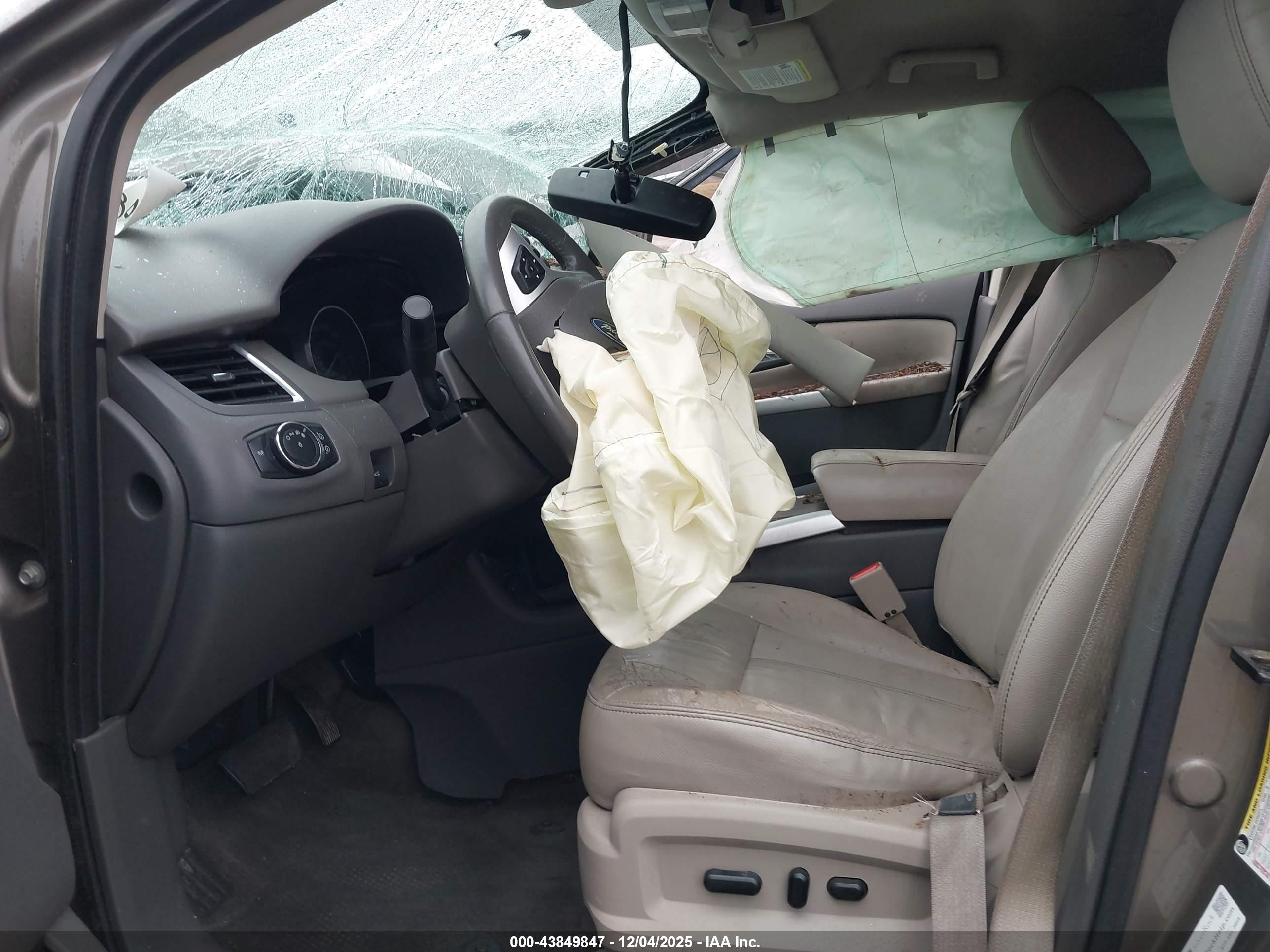 FORD EDGE image 5