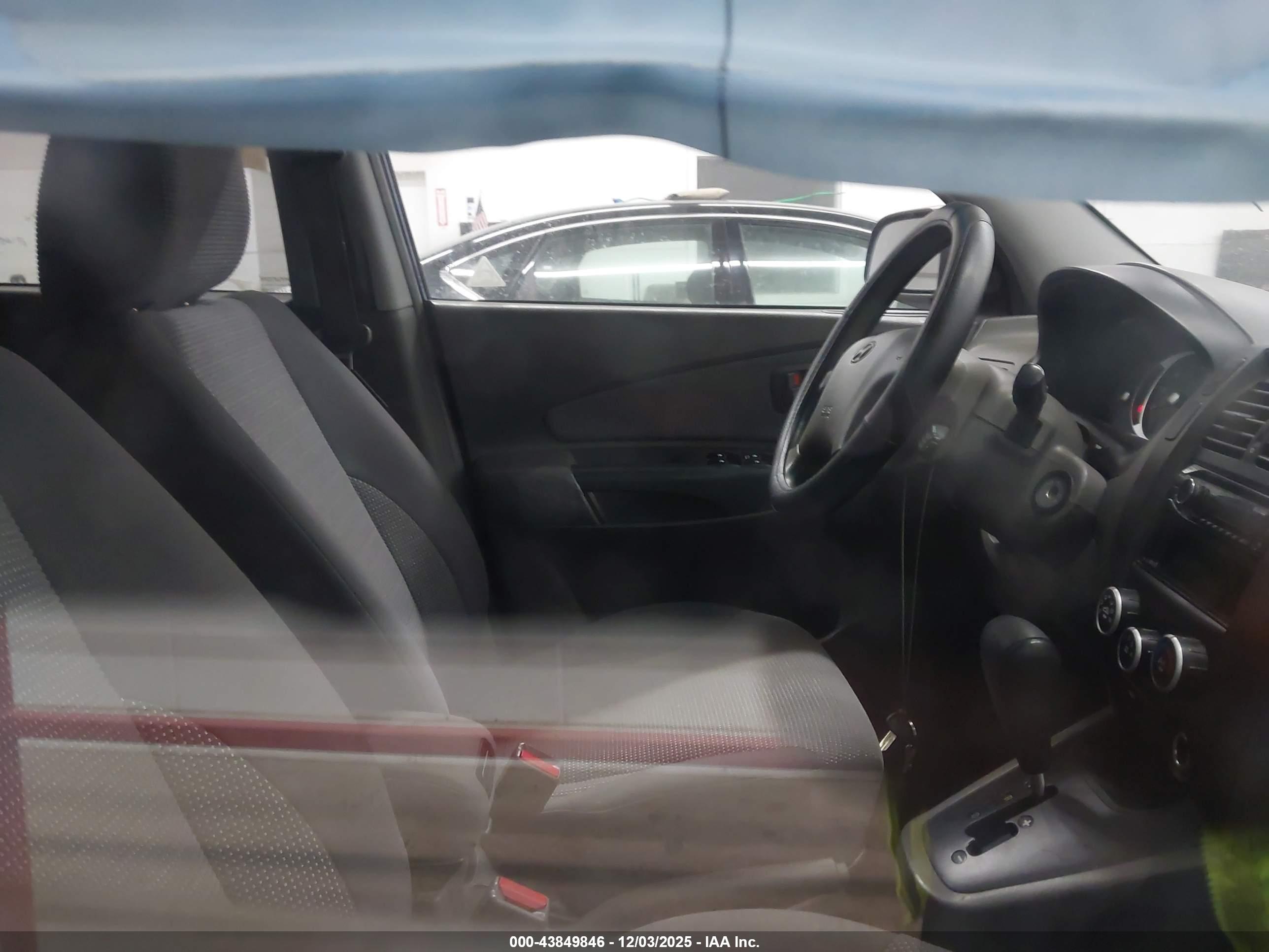 HYUNDAI TUCSON image 5