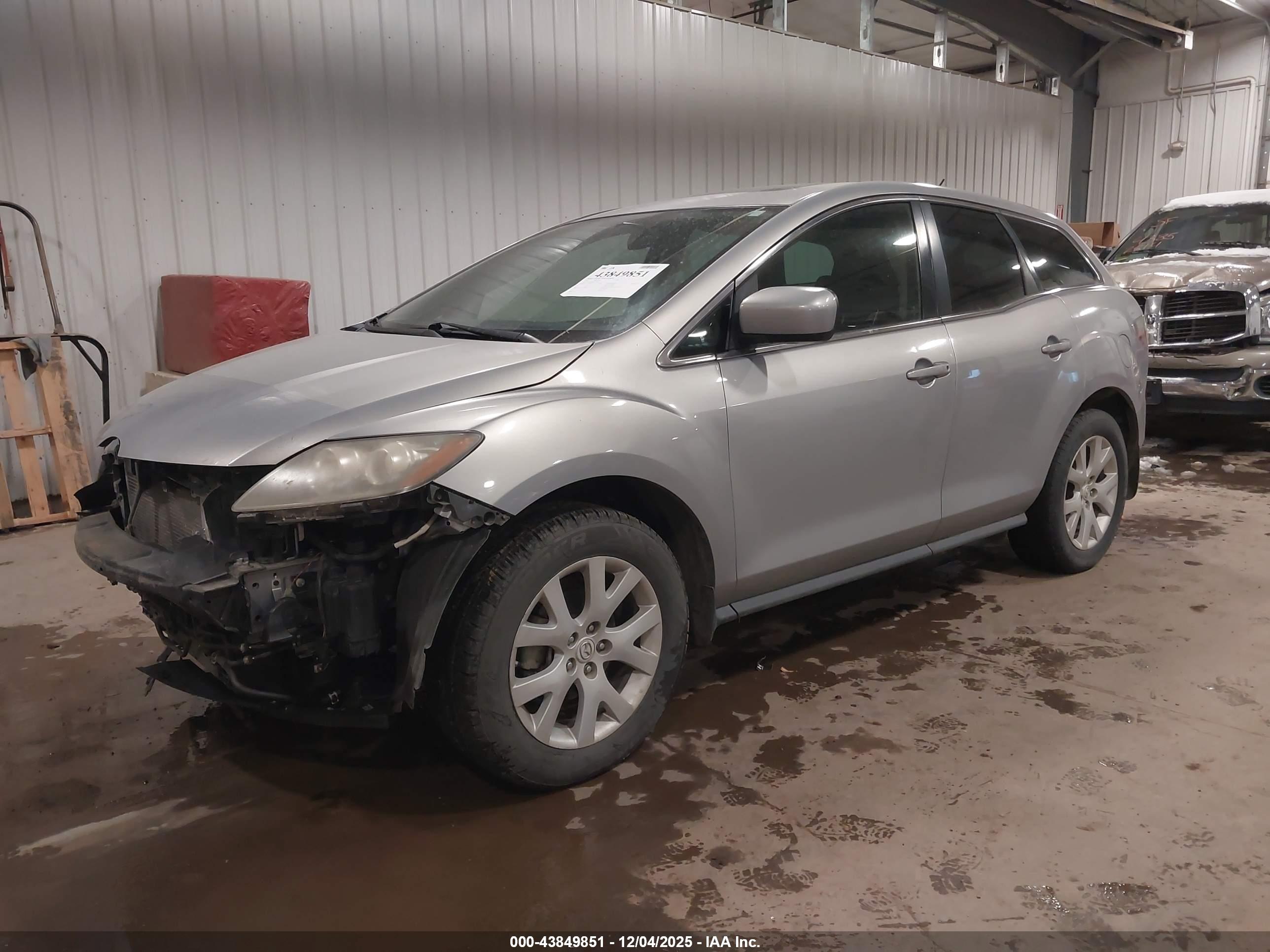 MAZDA CX-7 image 2