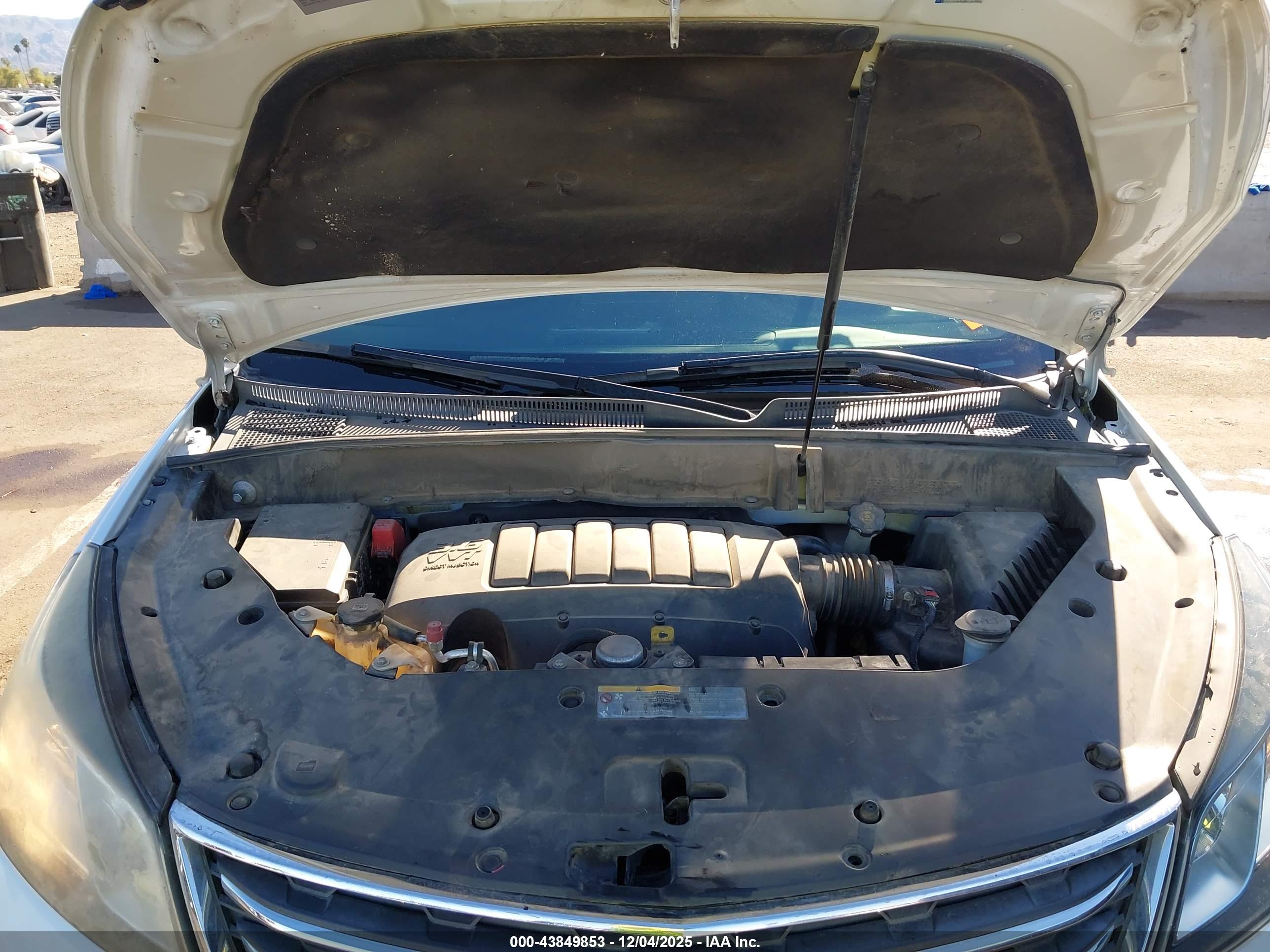 CHEVROLET TRAVERSE image 10