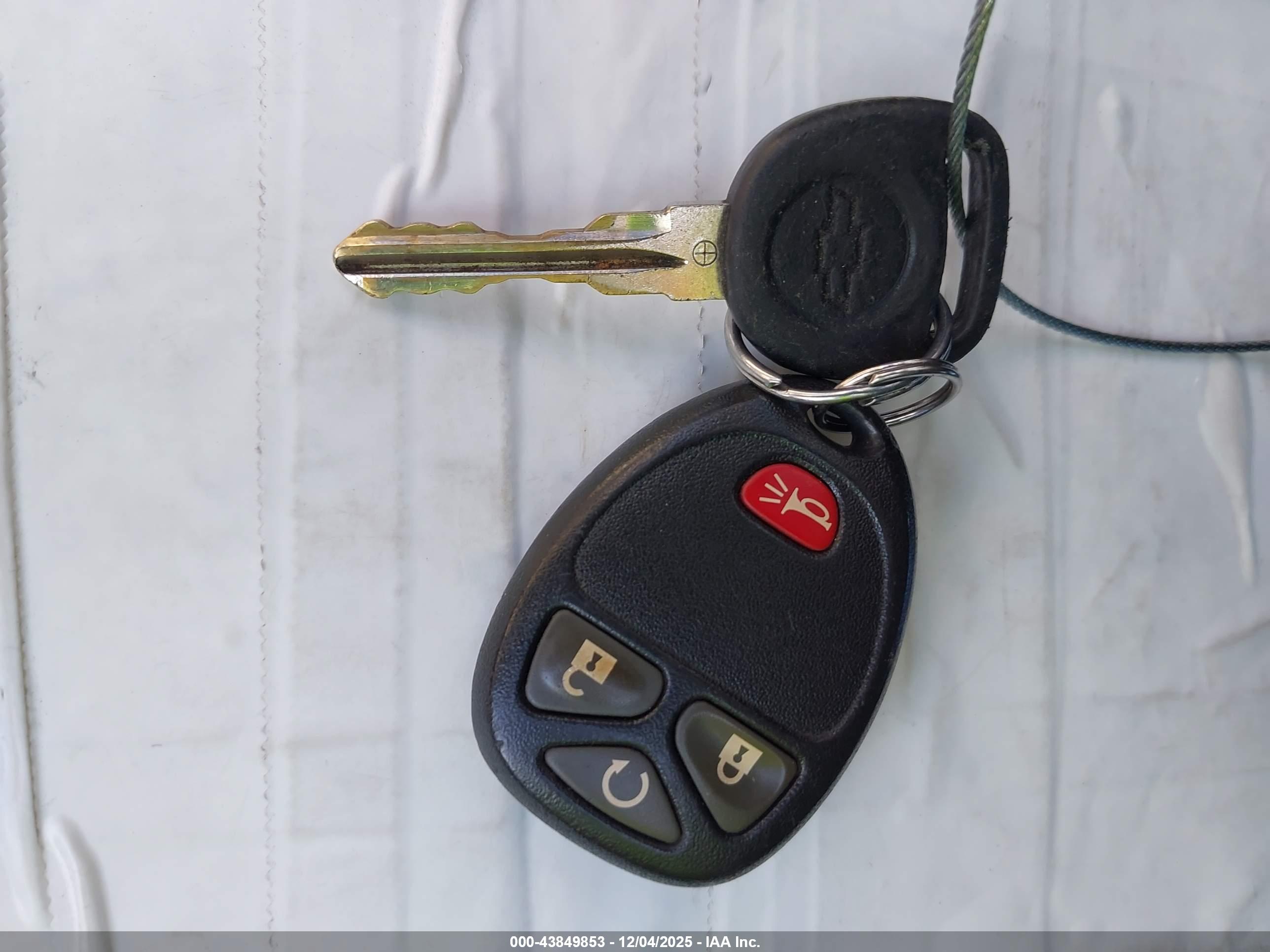 CHEVROLET TRAVERSE image 11