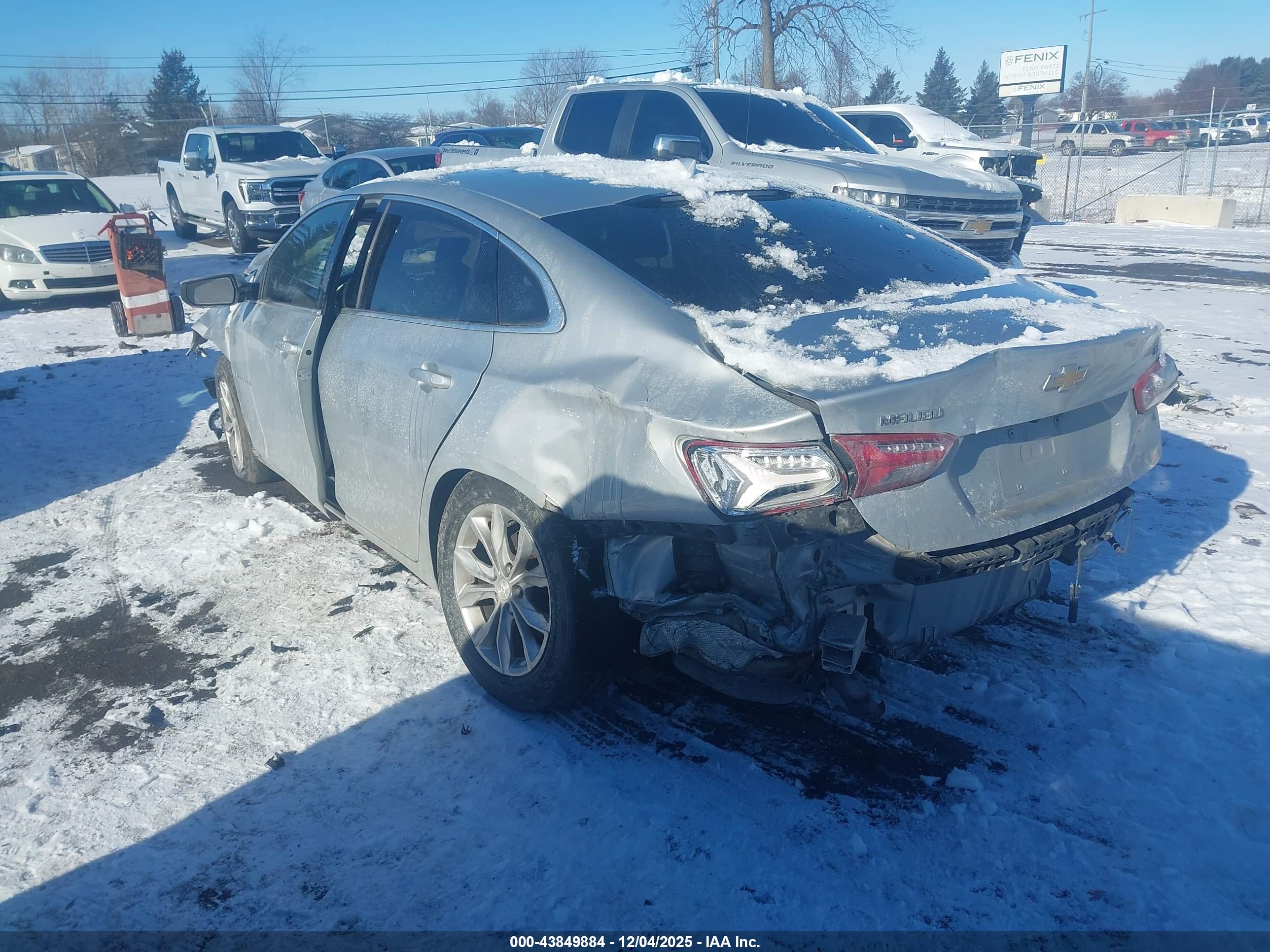 CHEVROLET MALIBU image 3