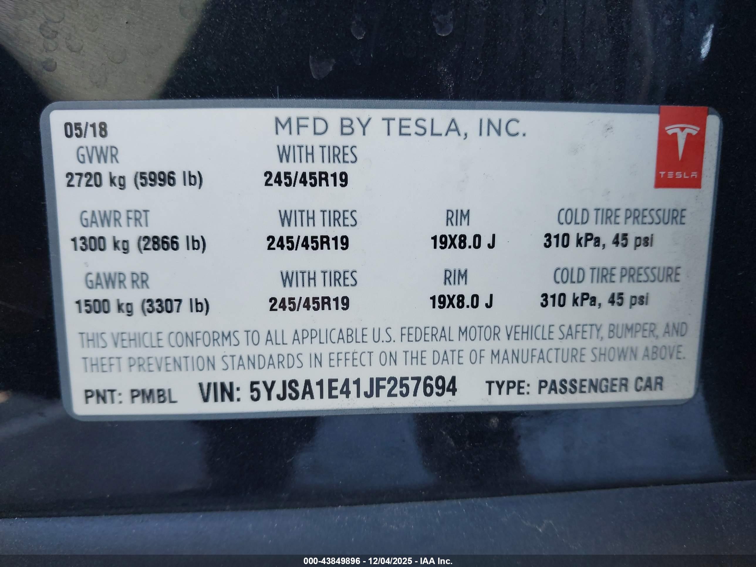 TESLA MODEL image 9