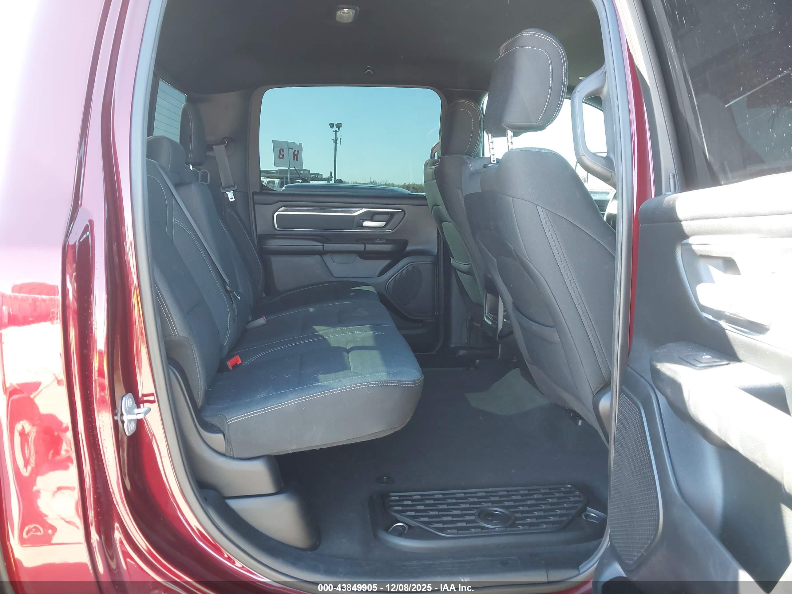RAM 1500 image 8
