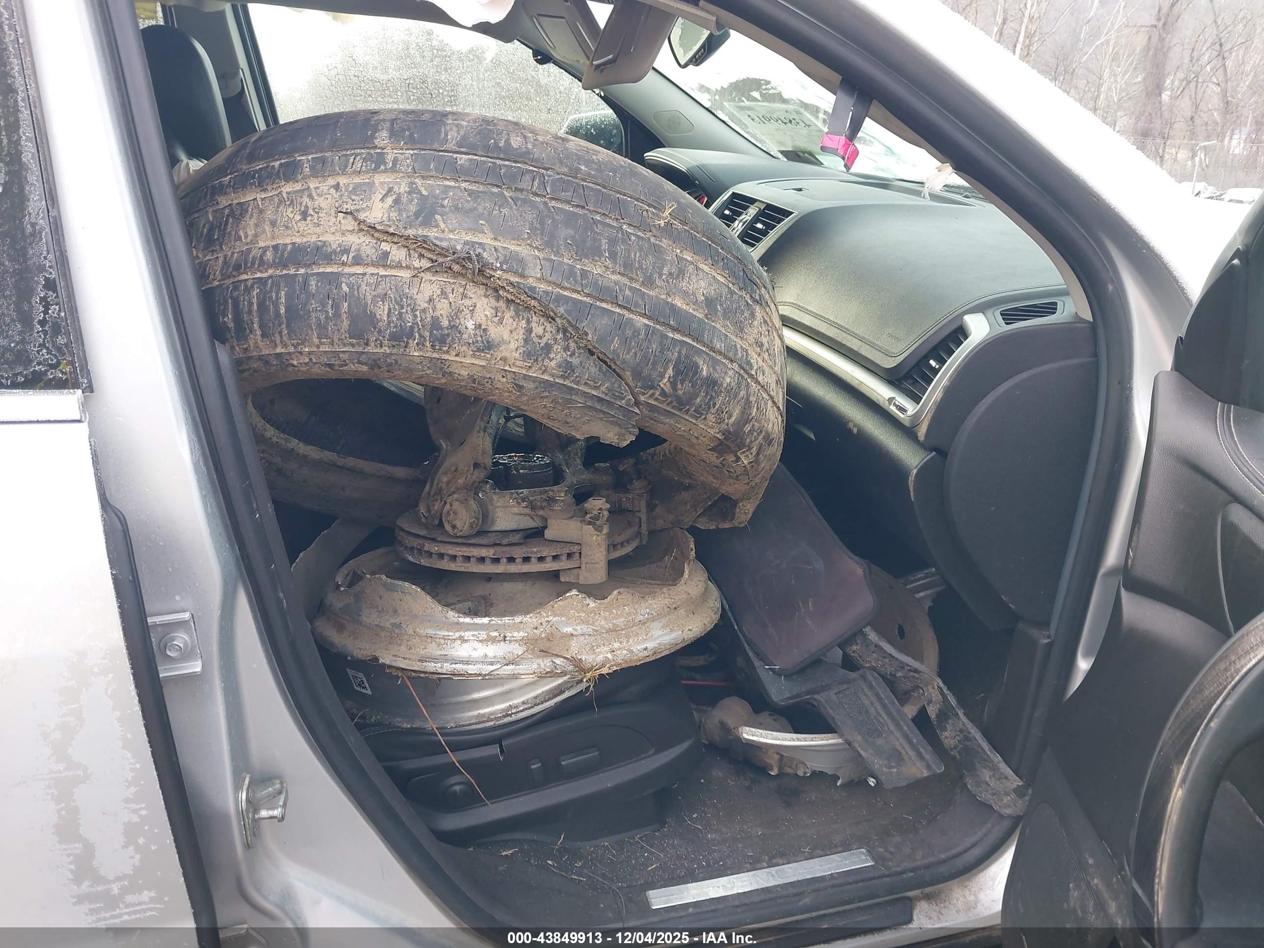 GMC ACADIA image 5