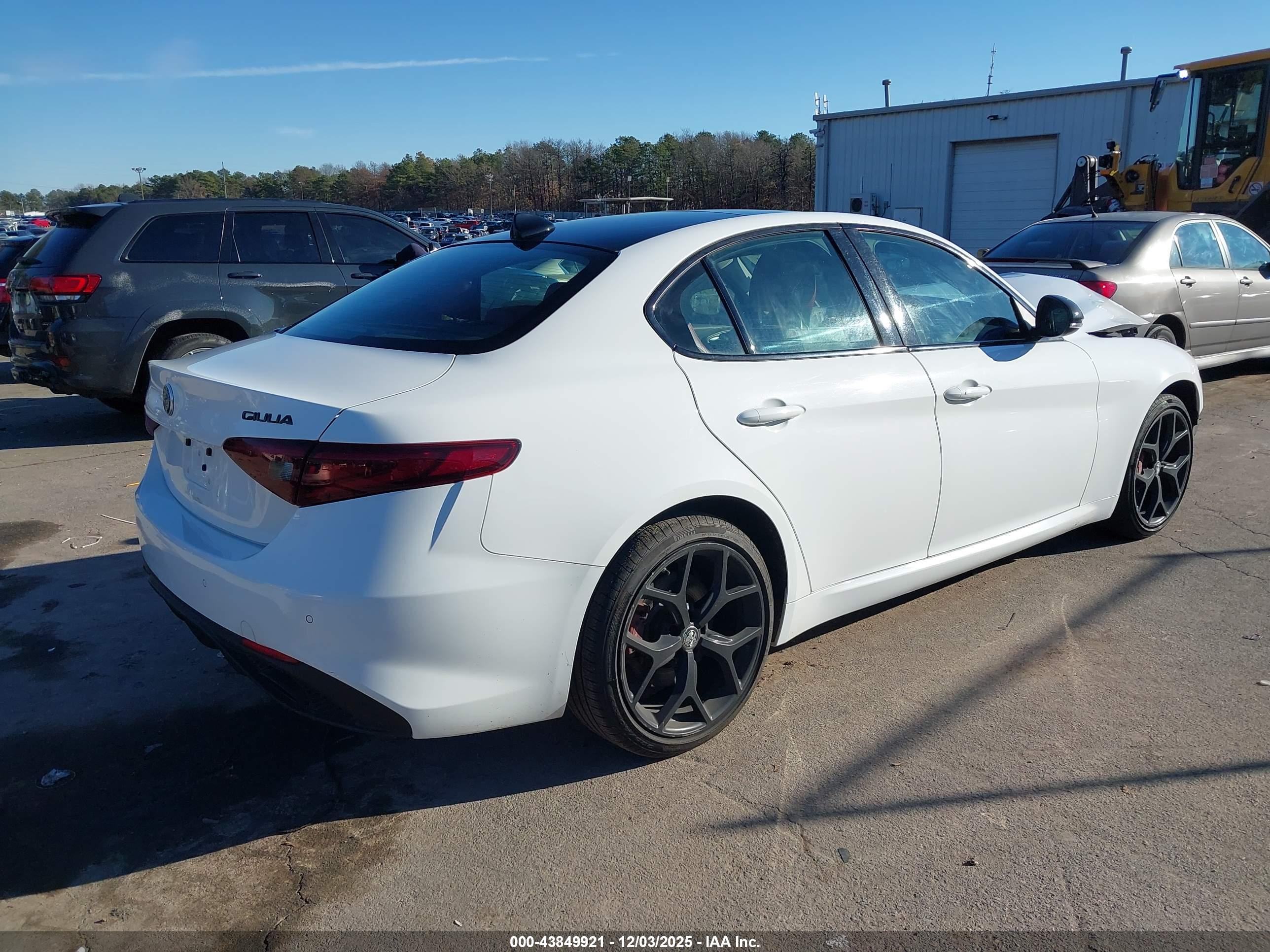 ALFA ROMEO image 4