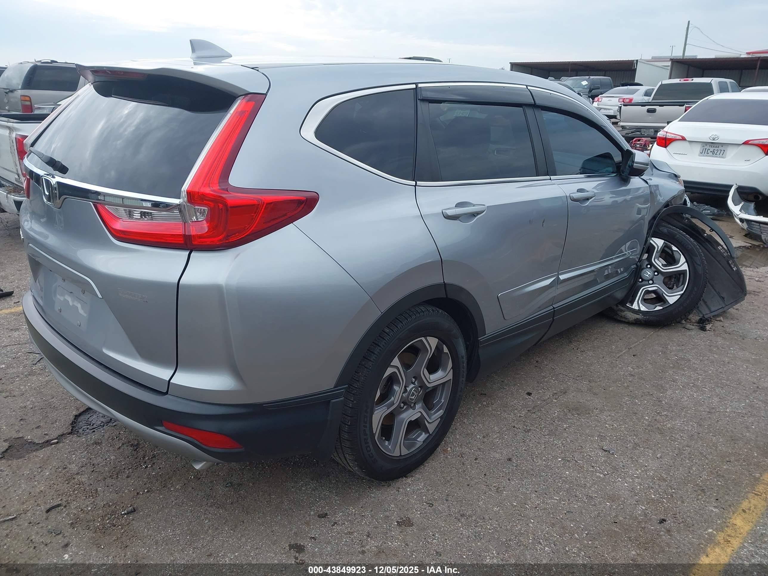 HONDA CR-V image 4