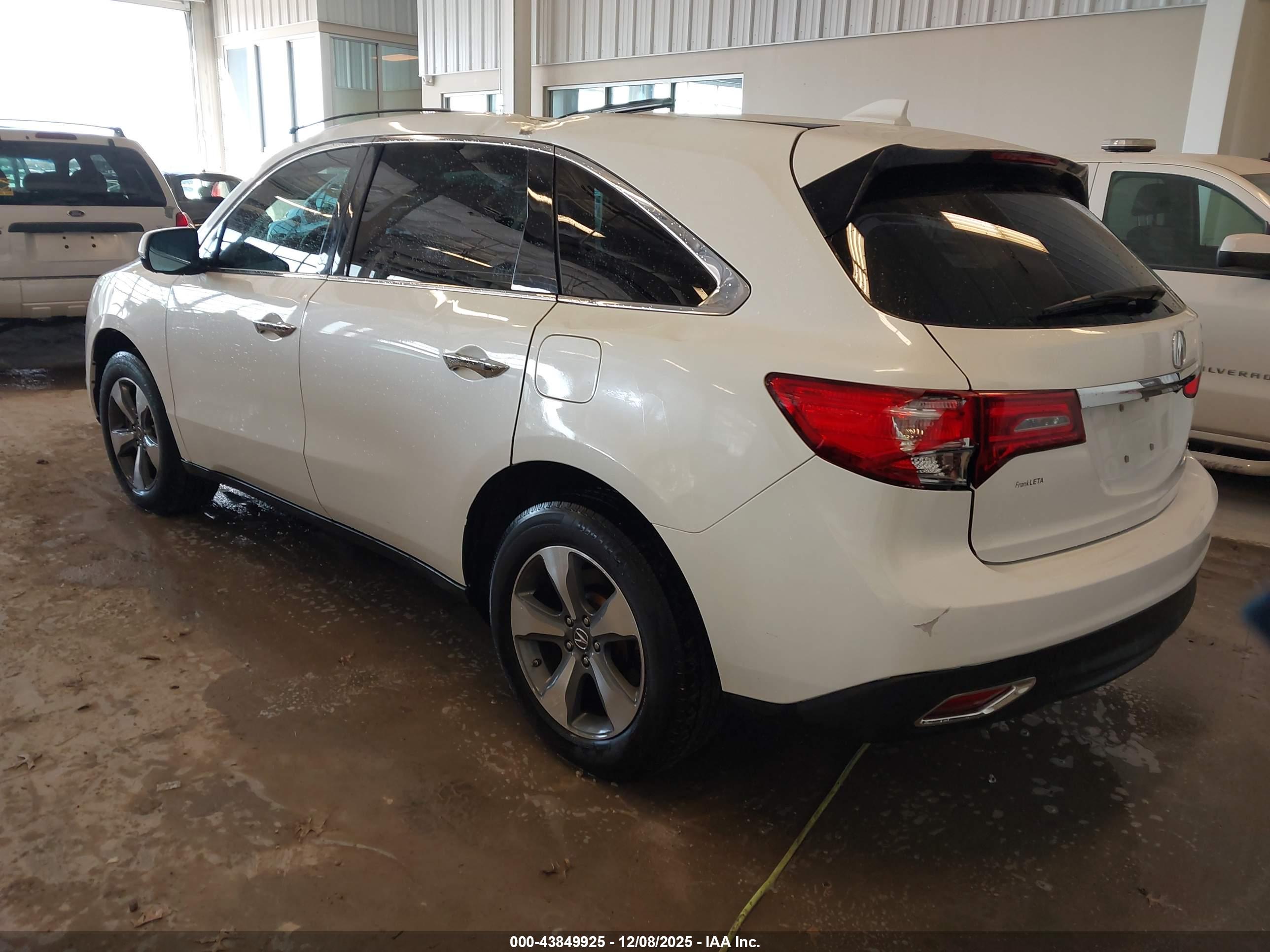 ACURA MDX image 3