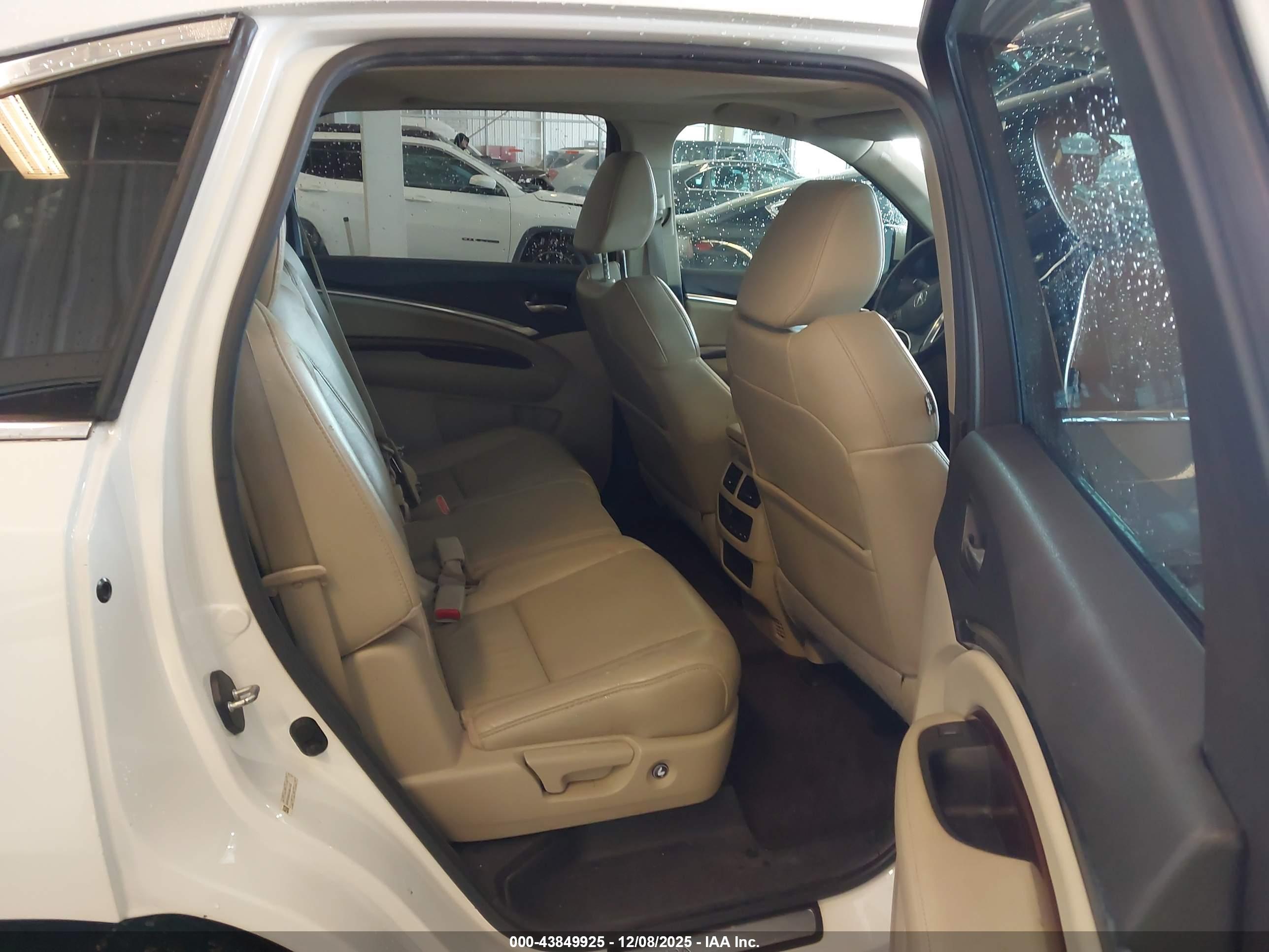 ACURA MDX image 8