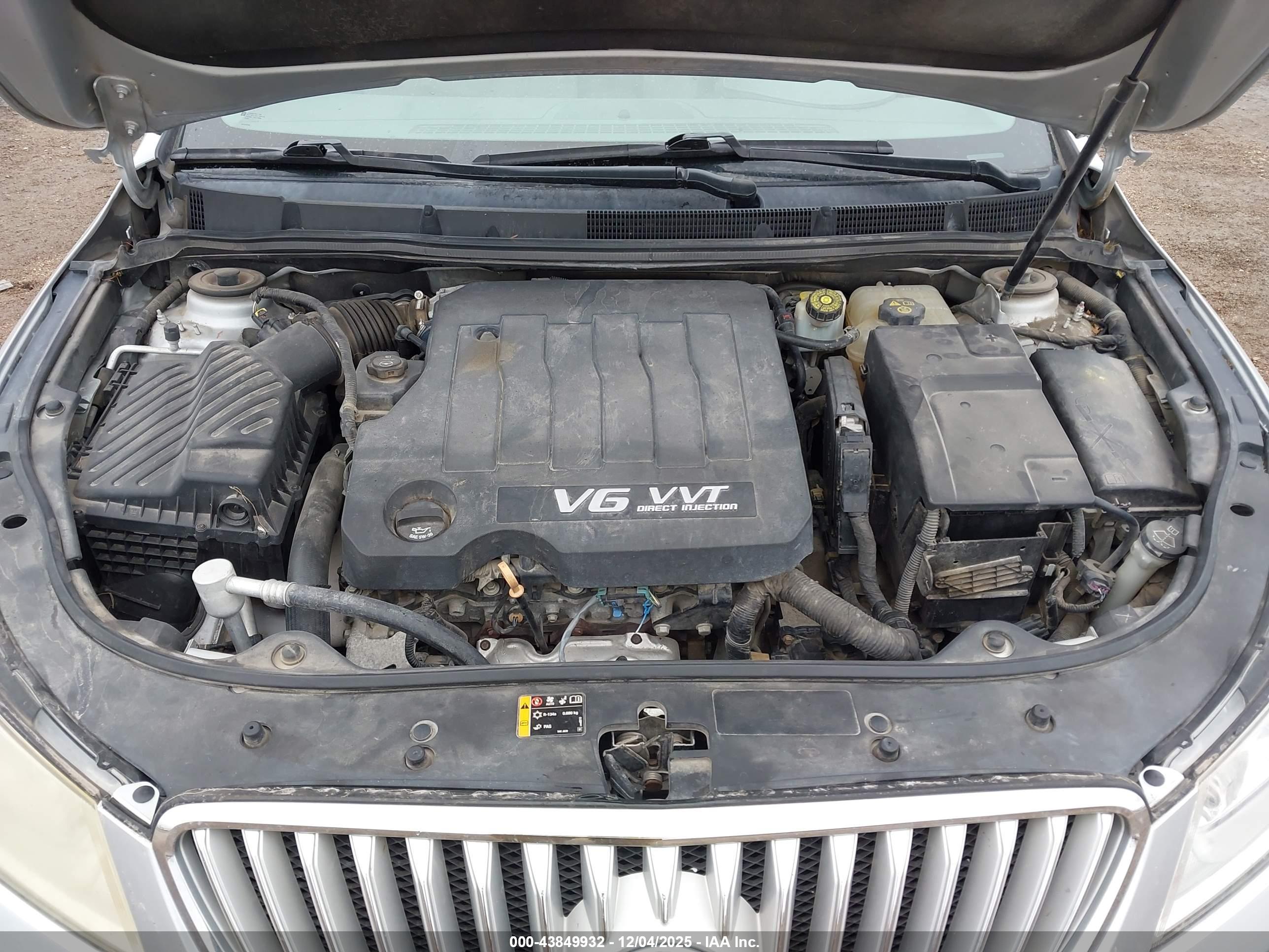 BUICK LACROSSE image 10