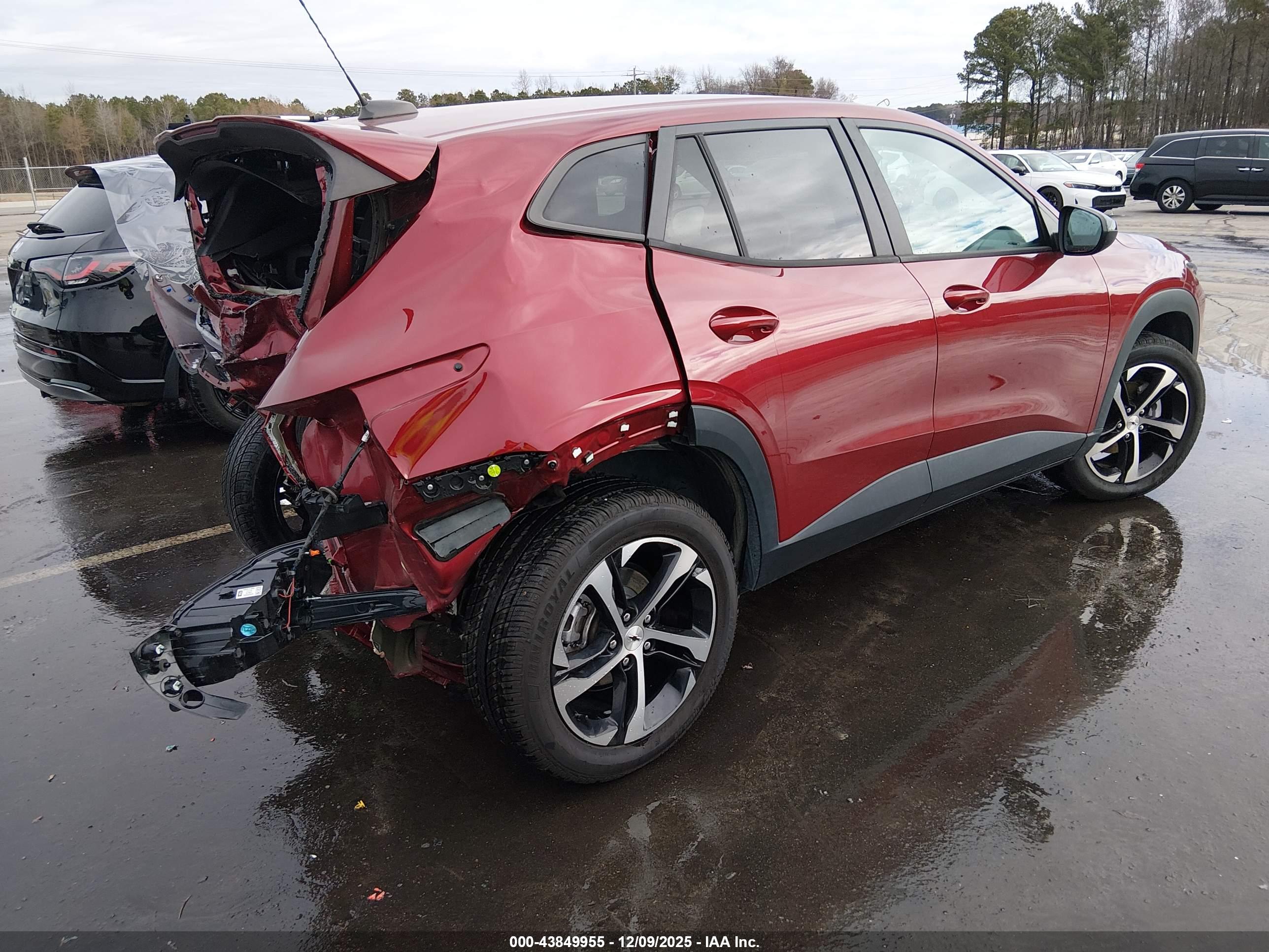 CHEVROLET TRAX image 4