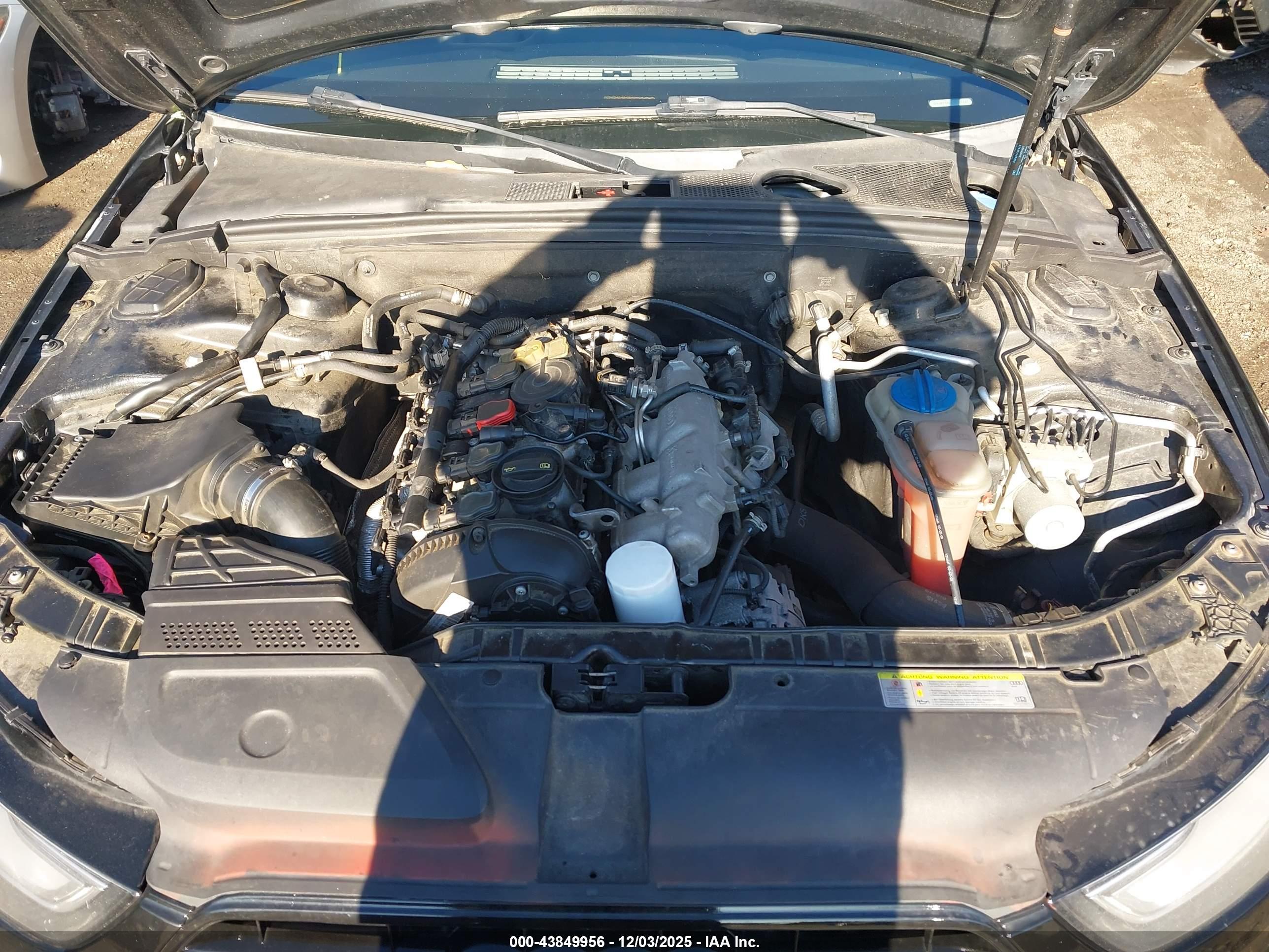 AUDI A4 image 10