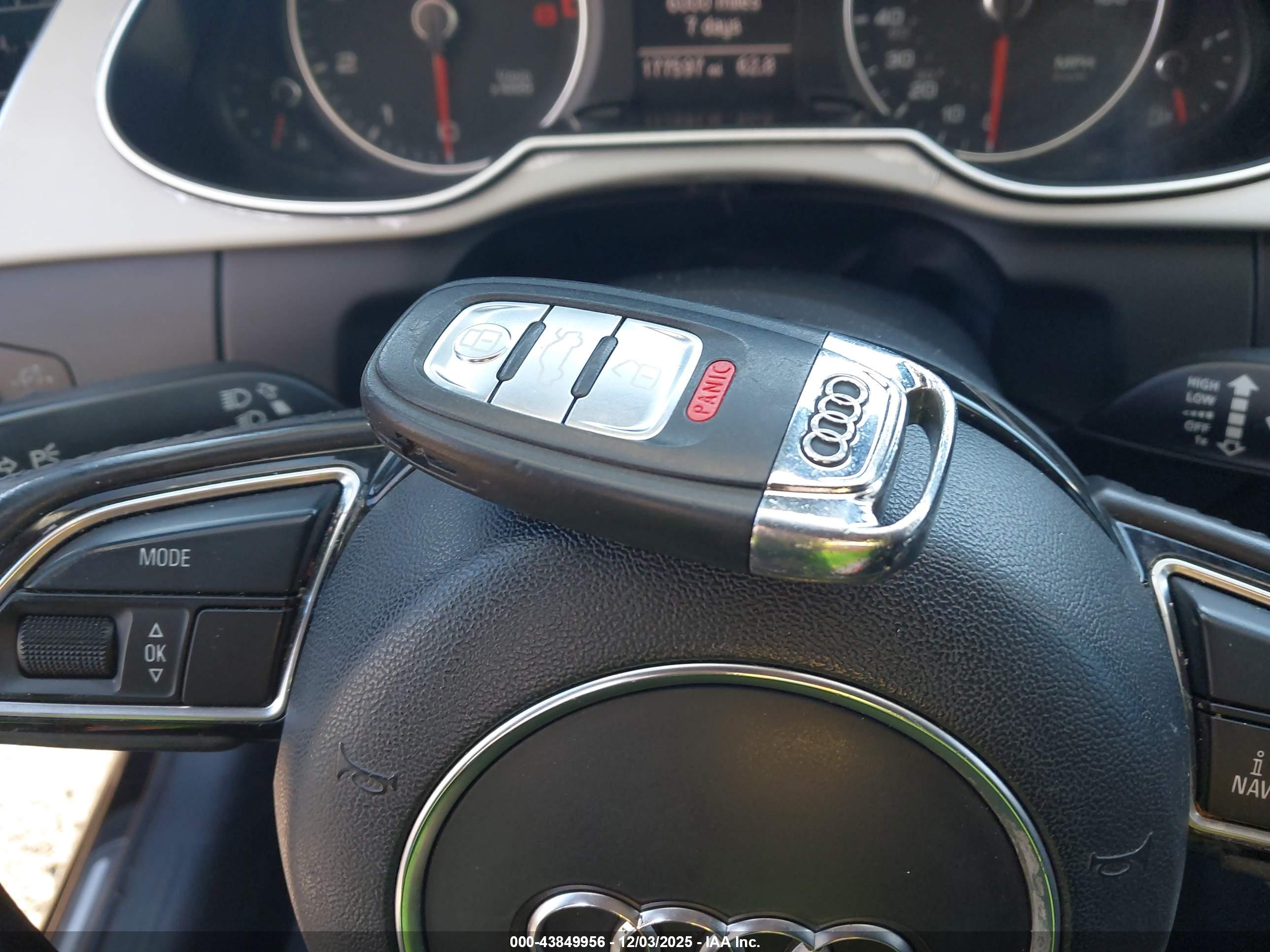 AUDI A4 image 11