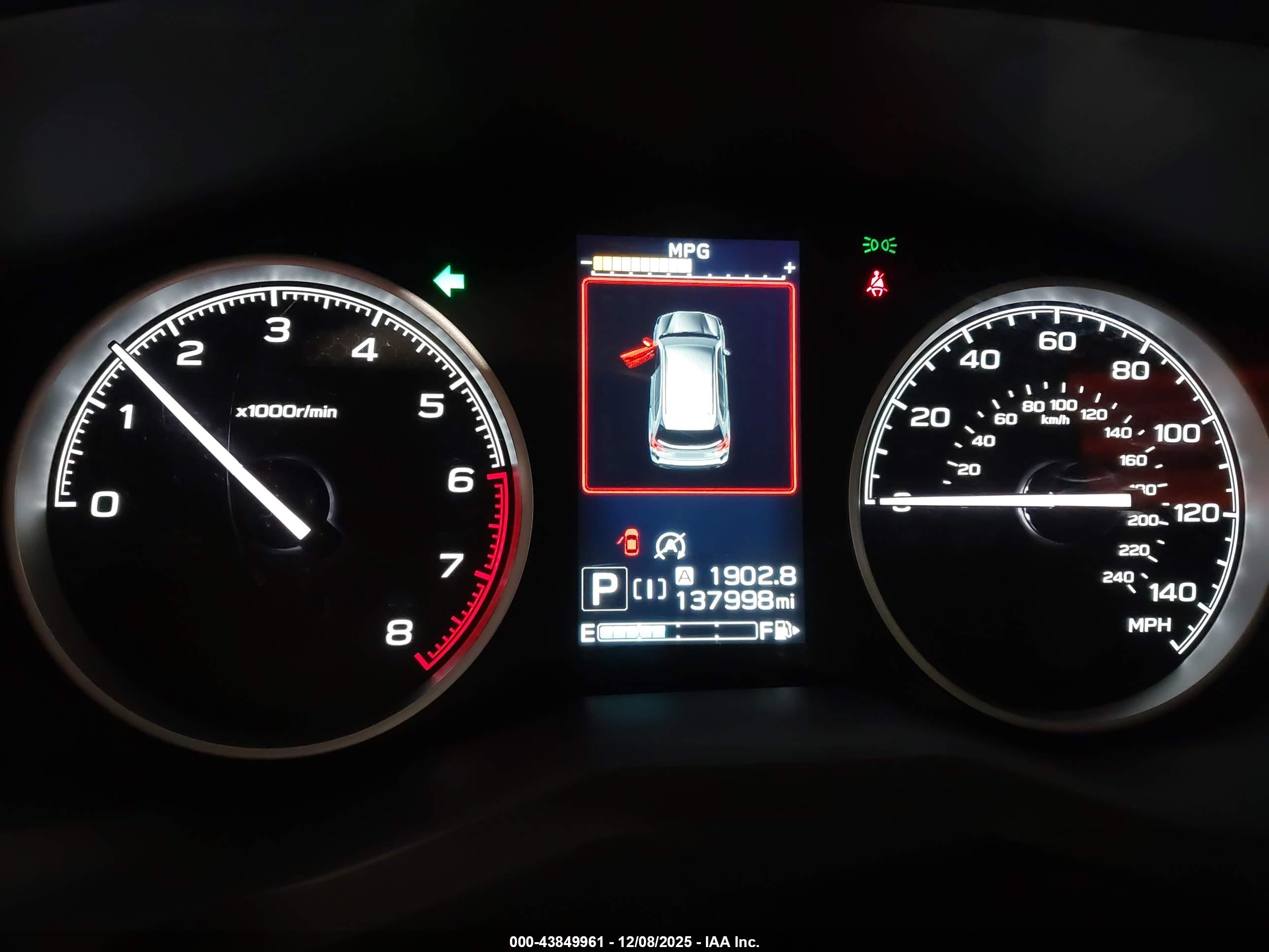 SUBARU FORESTER image 7