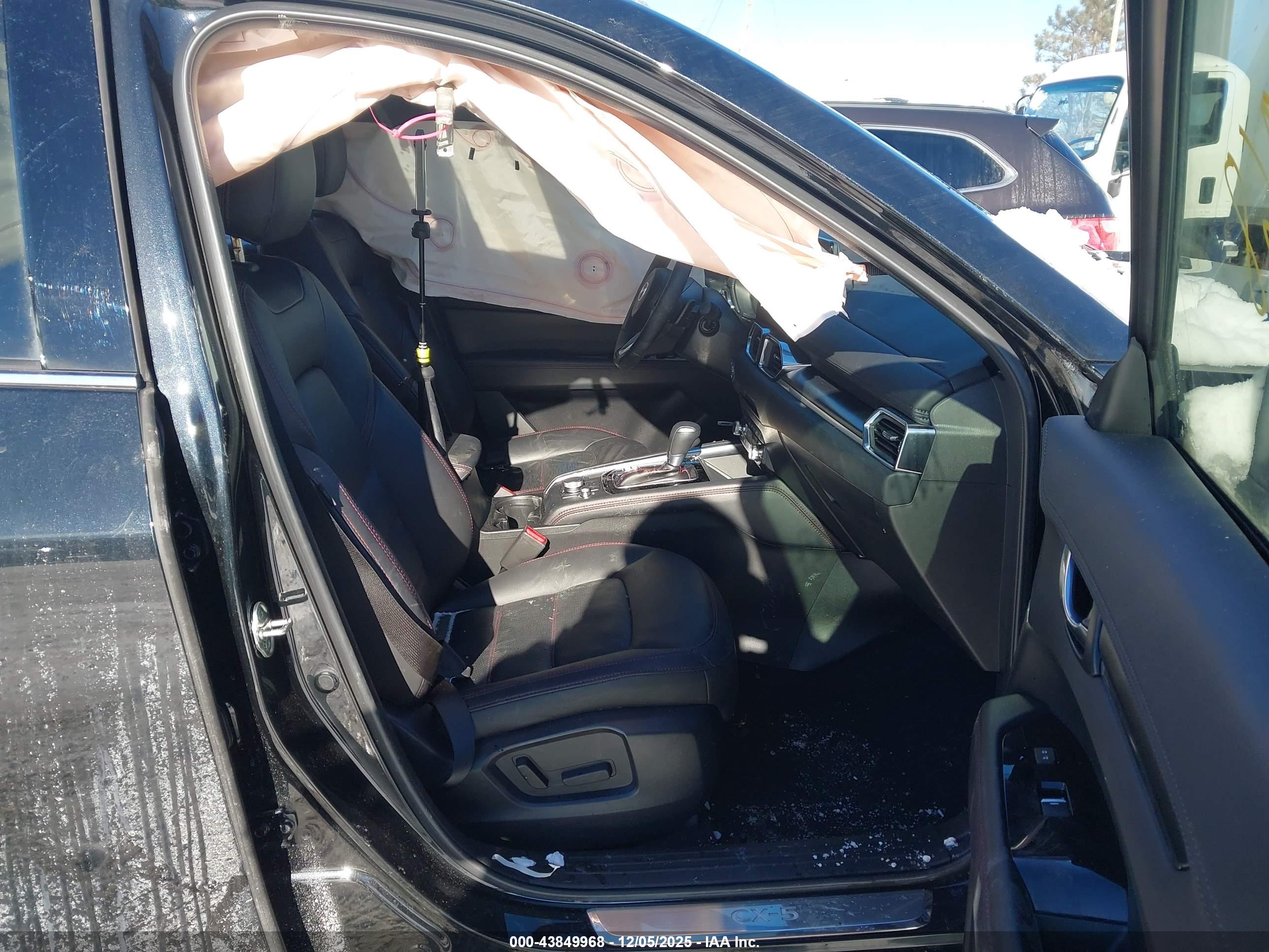 MAZDA CX-5 image 5