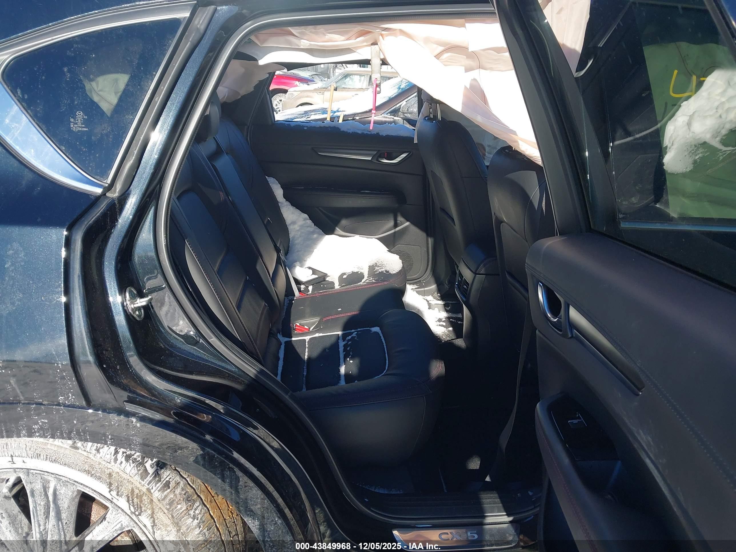 MAZDA CX-5 image 8