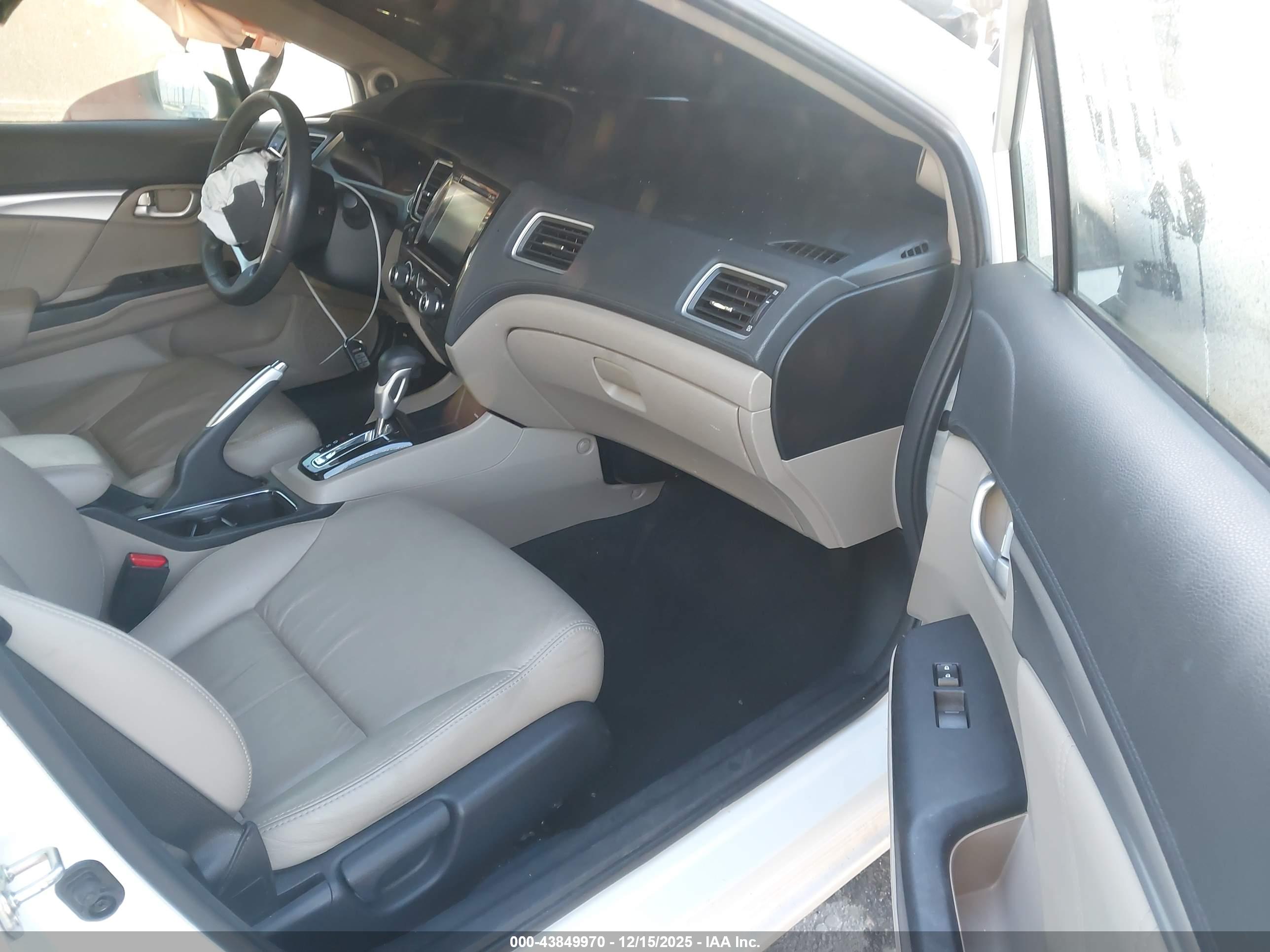 HONDA CIVIC image 5