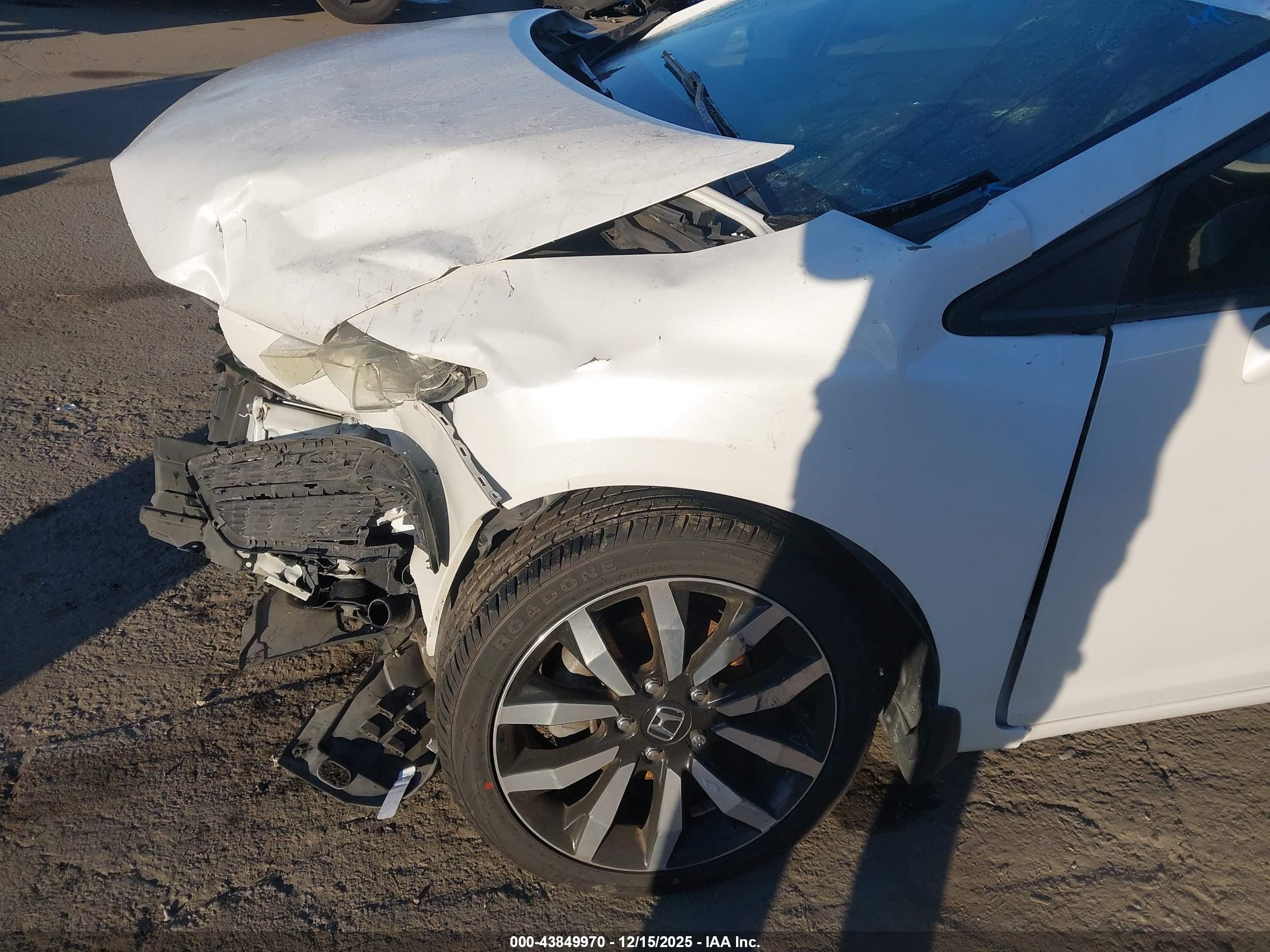 HONDA CIVIC image 6